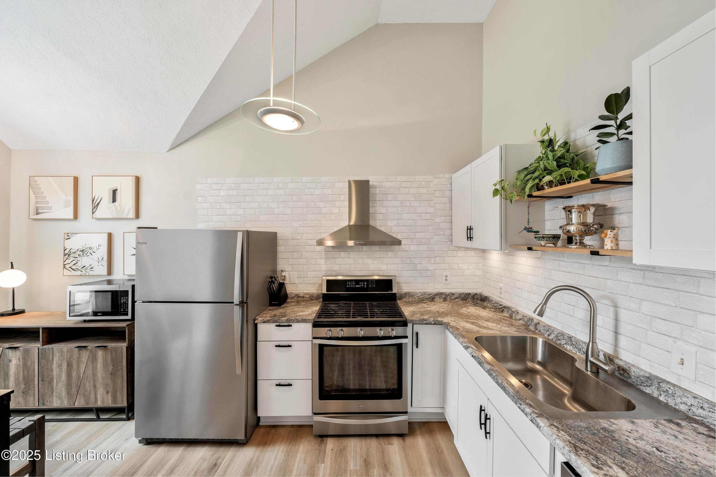 12523 Kiawah Ct