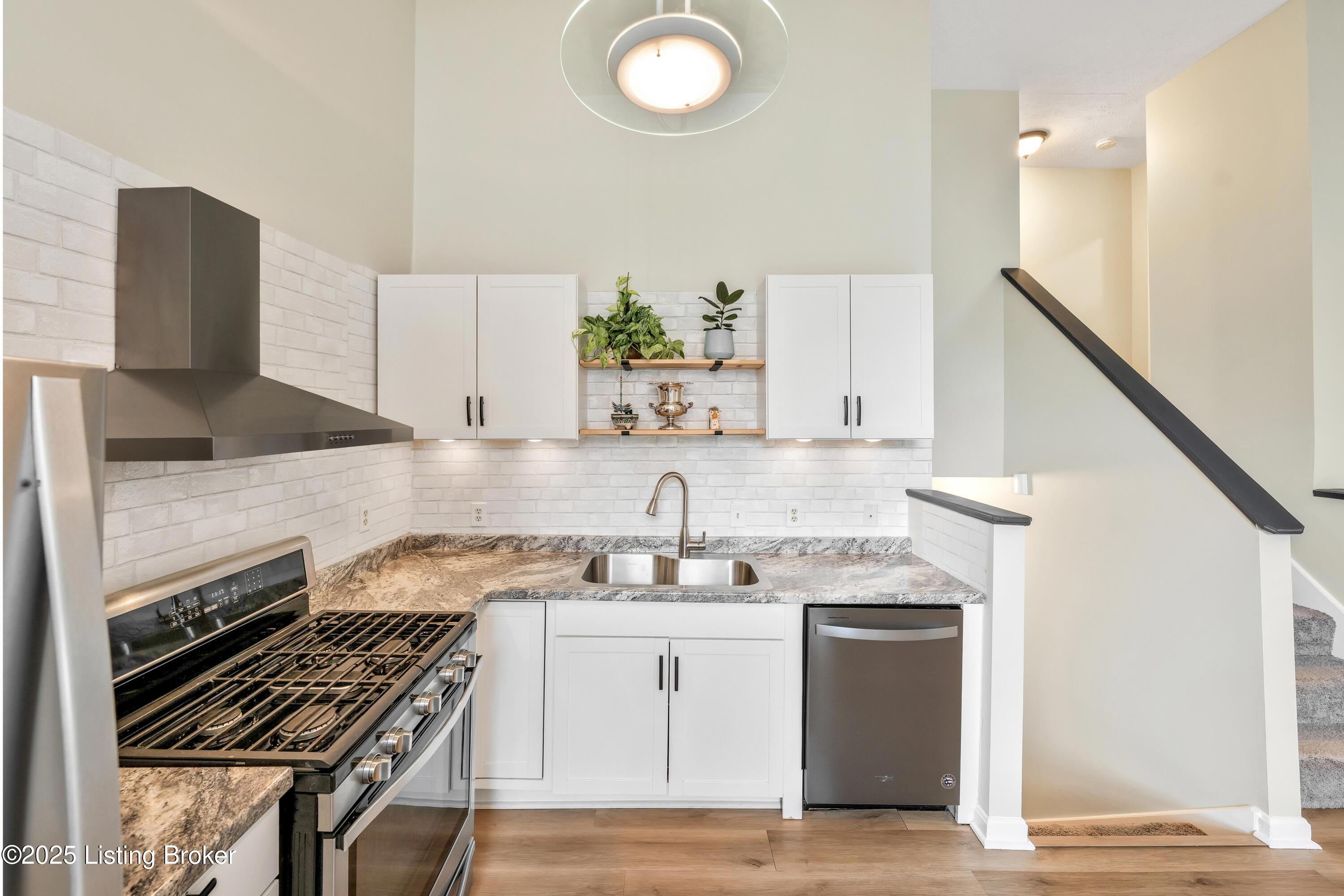12523 Kiawah Ct