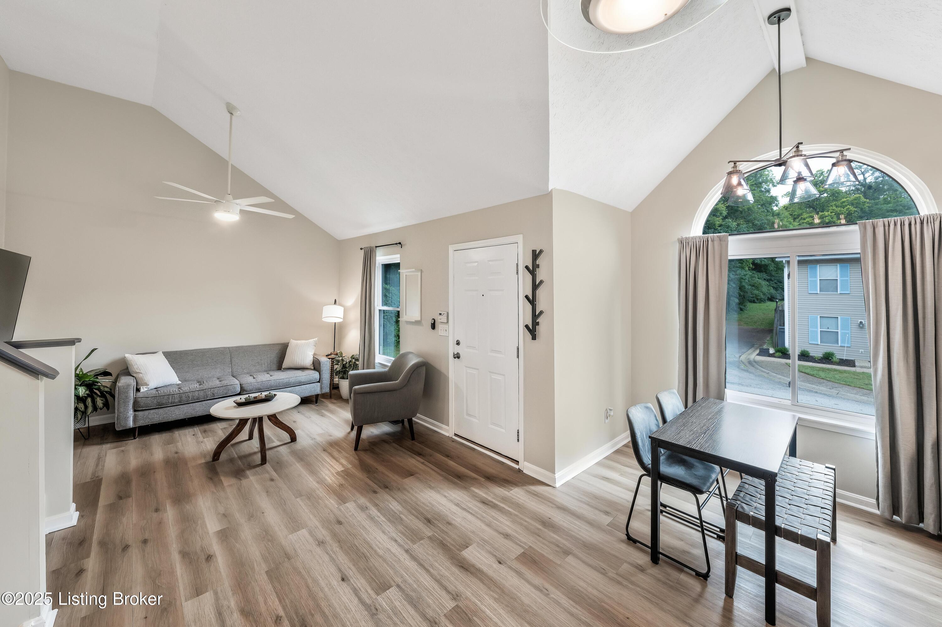 12523 Kiawah Ct