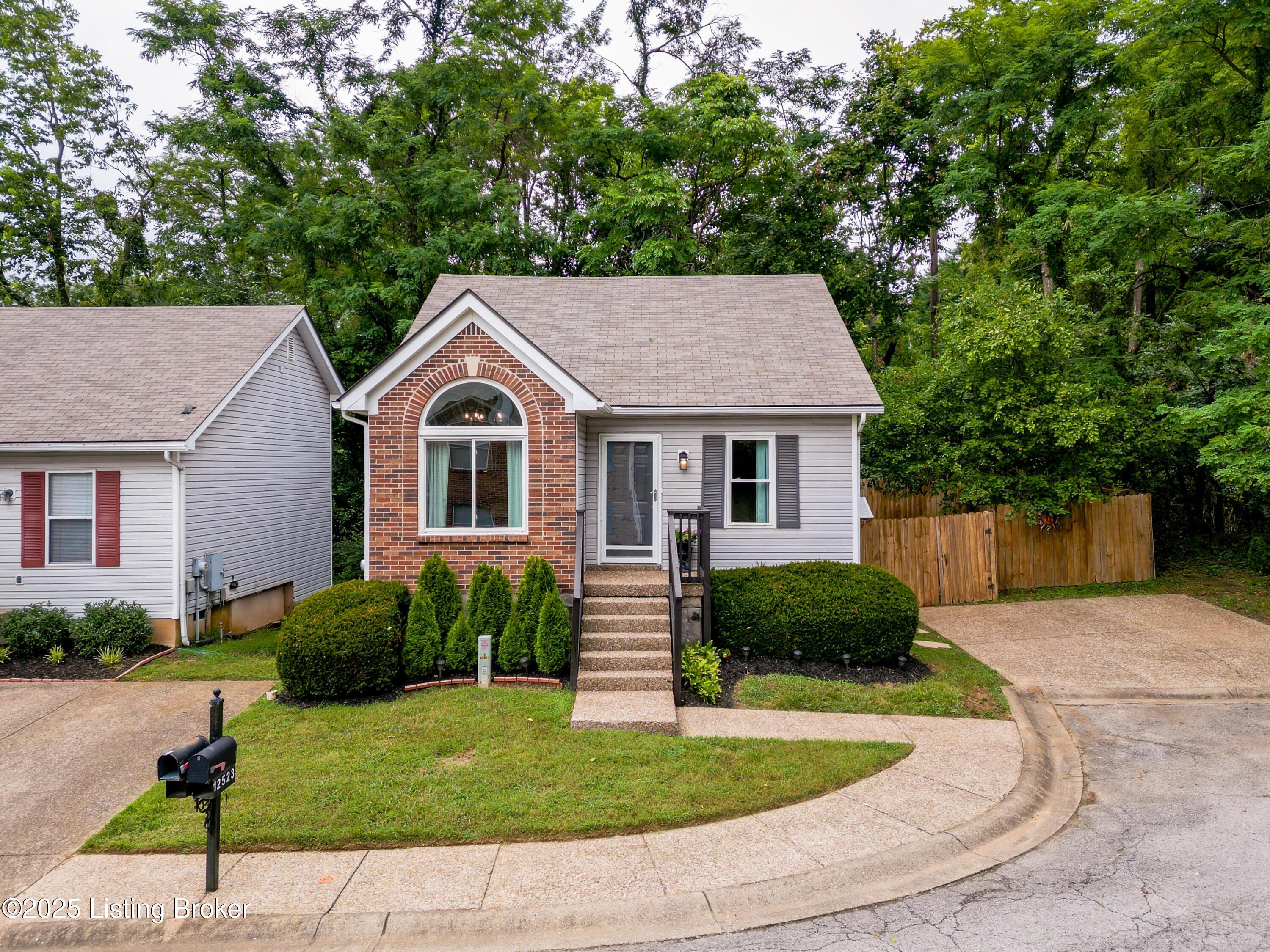 12523 Kiawah Ct