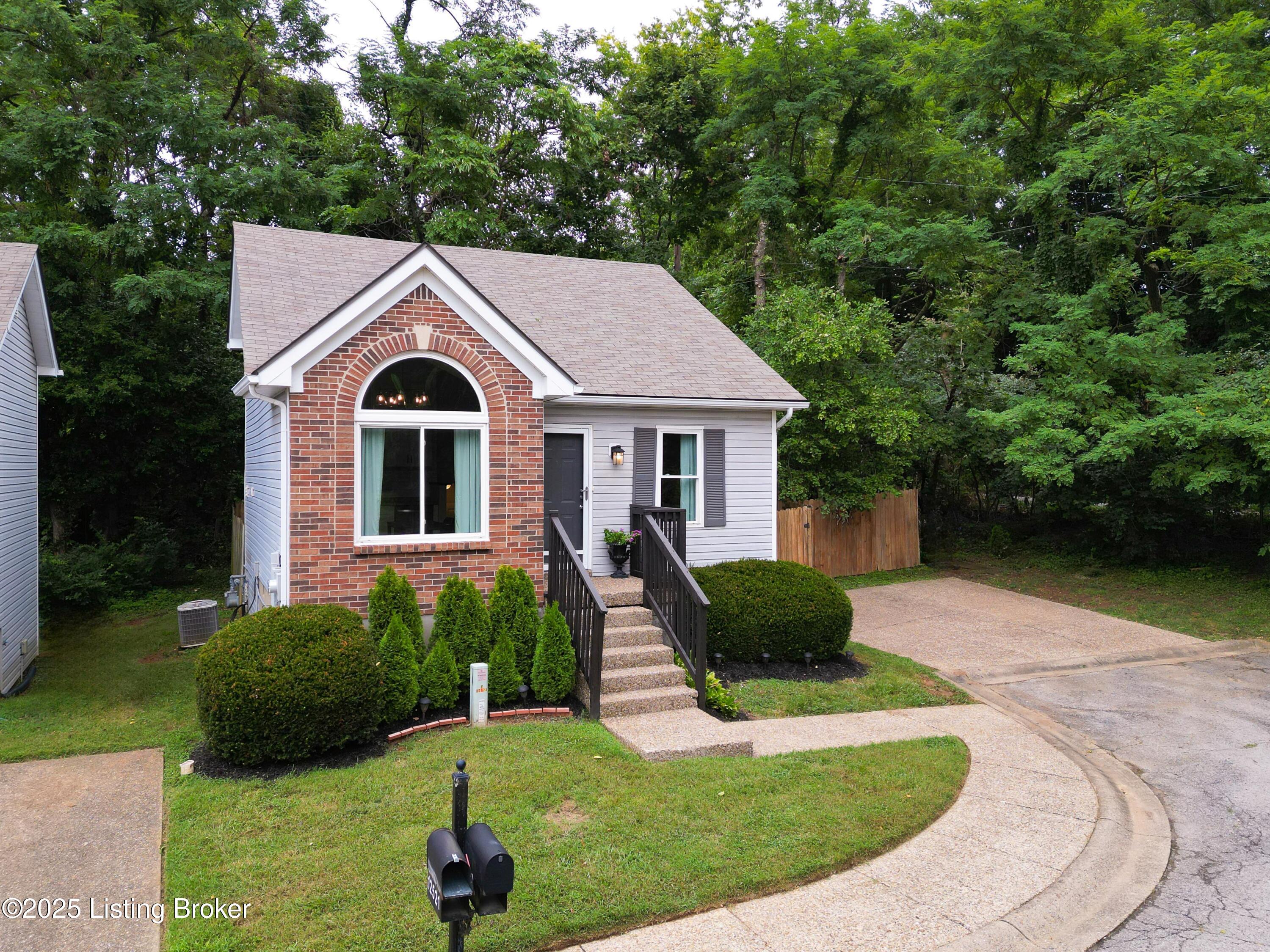12523 Kiawah Ct