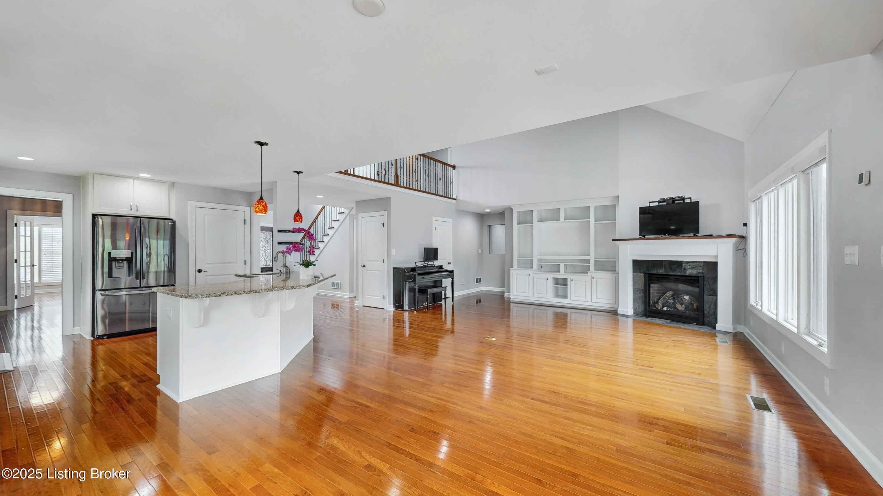 7010 Creekton Dr