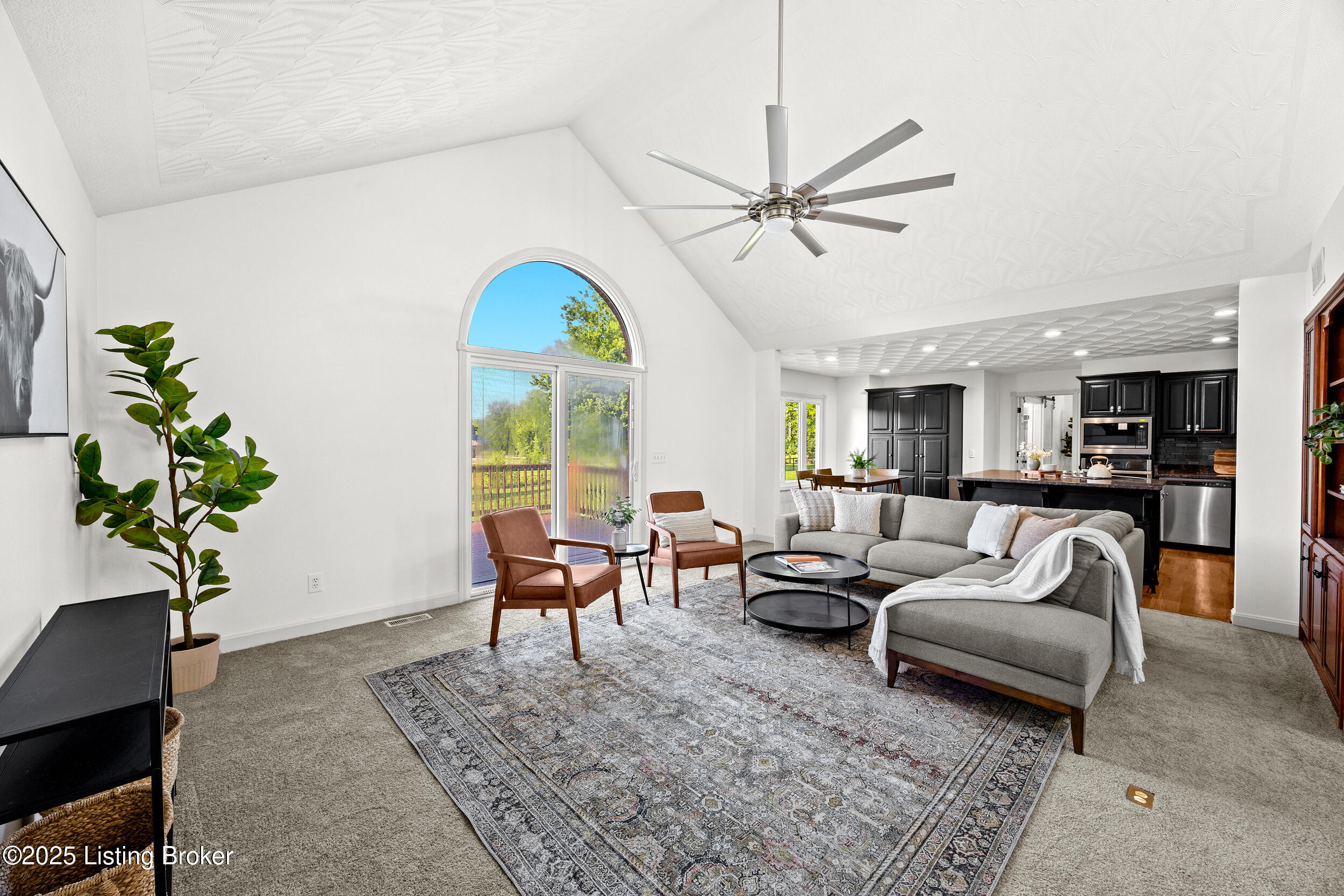 4579 E Hwy 44