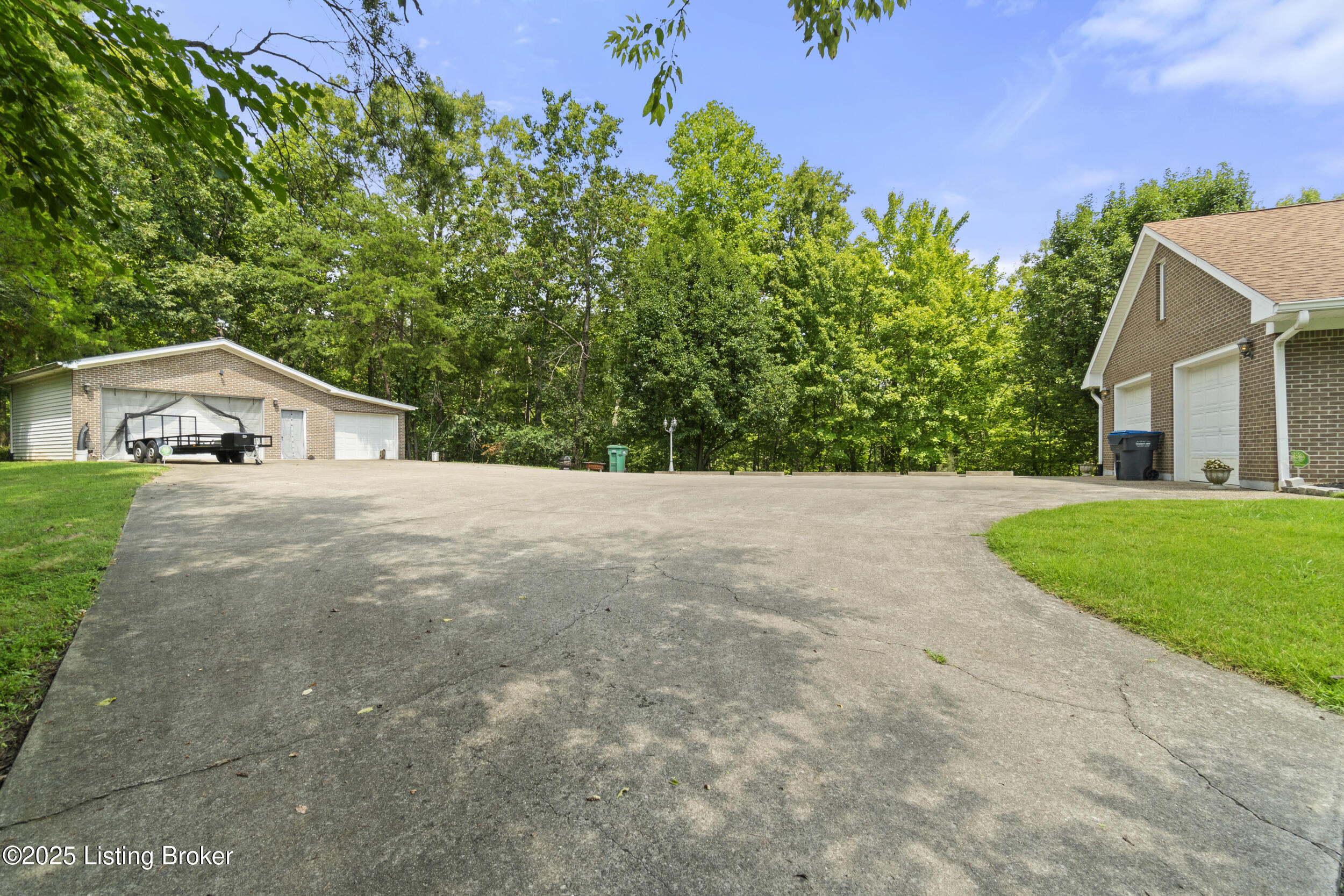 584 Wilderness Rd