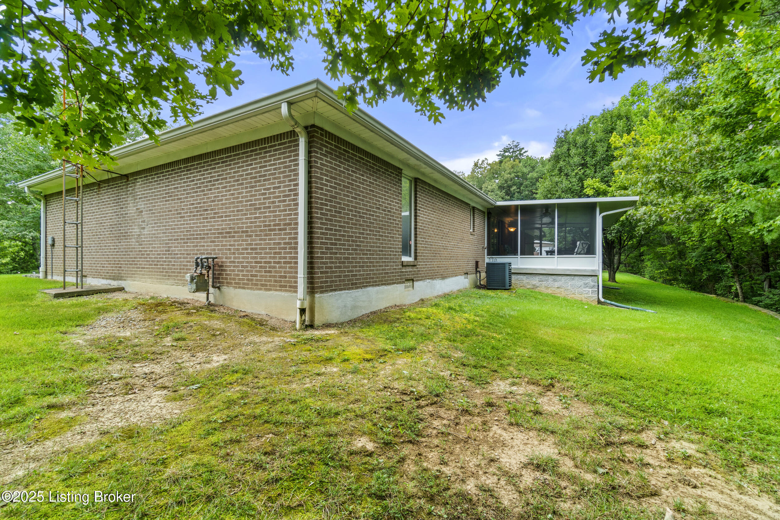 584 Wilderness Rd
