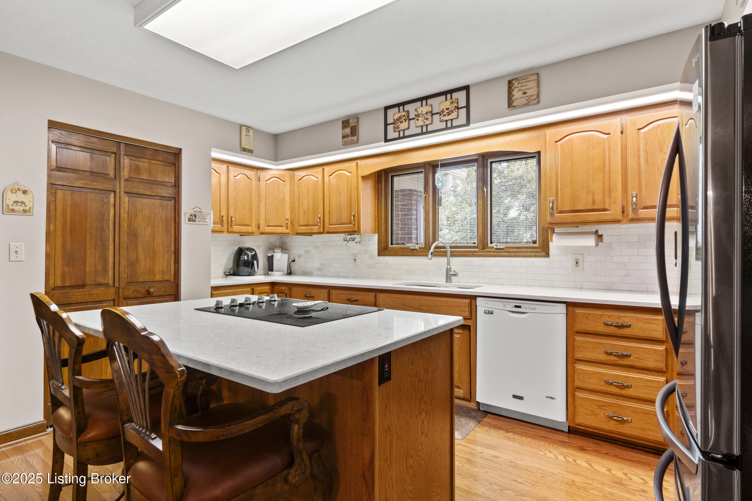 584 Wilderness Rd