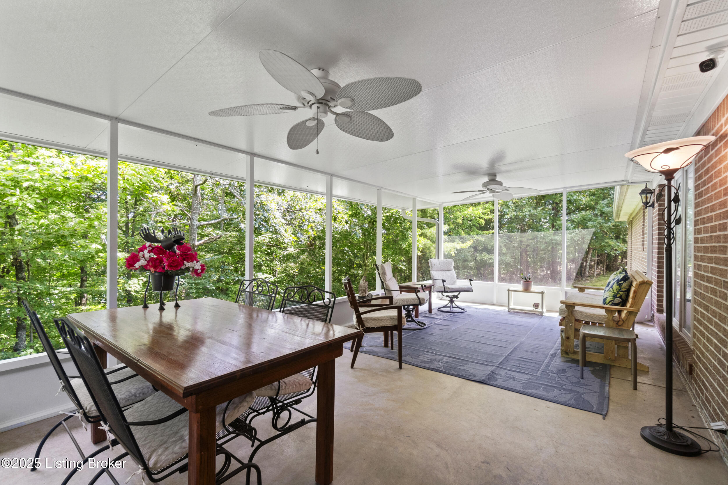 584 Wilderness Rd
