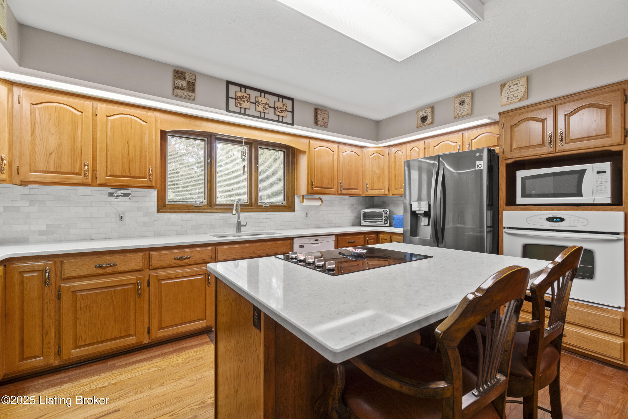 584 Wilderness Rd