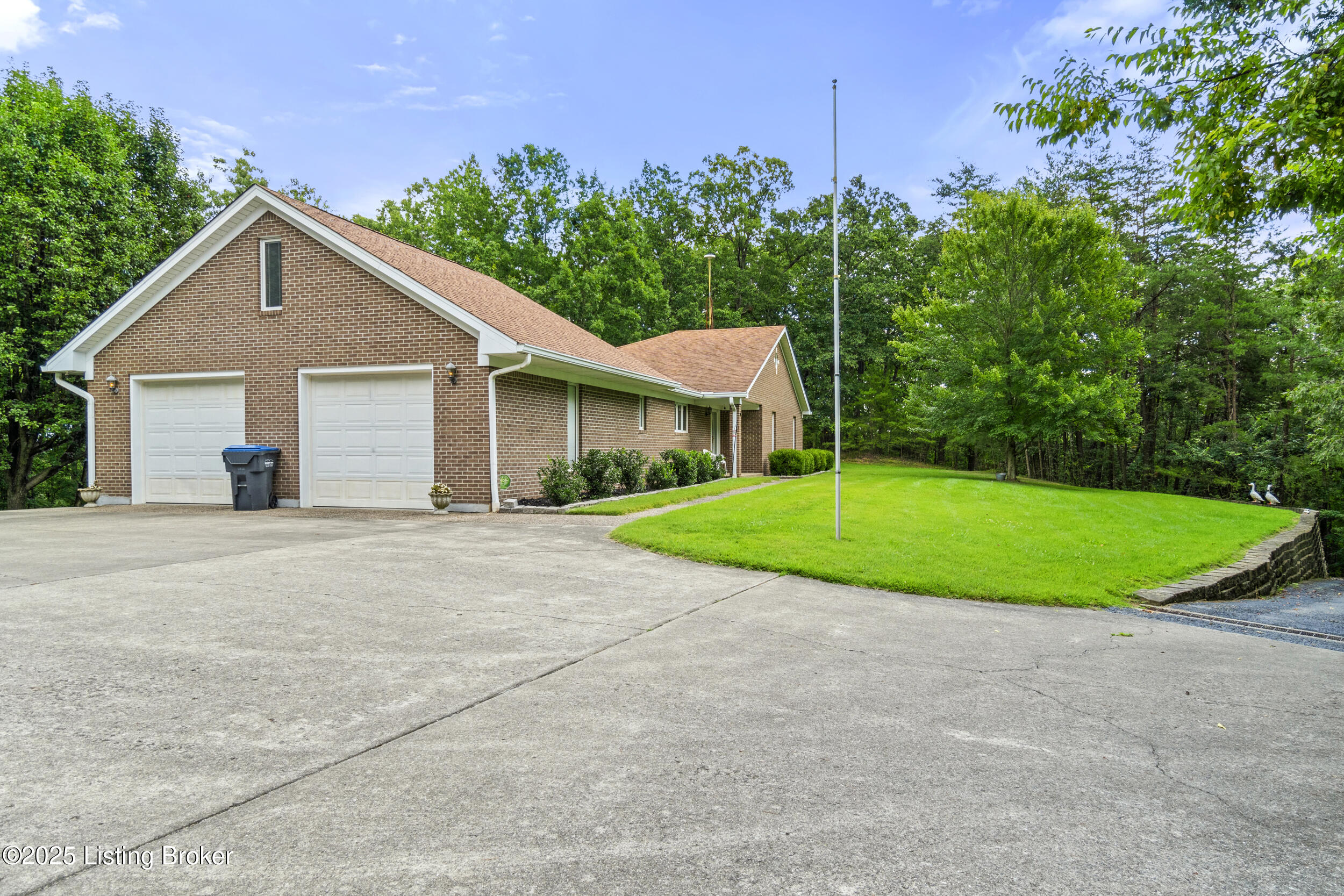 584 Wilderness Rd