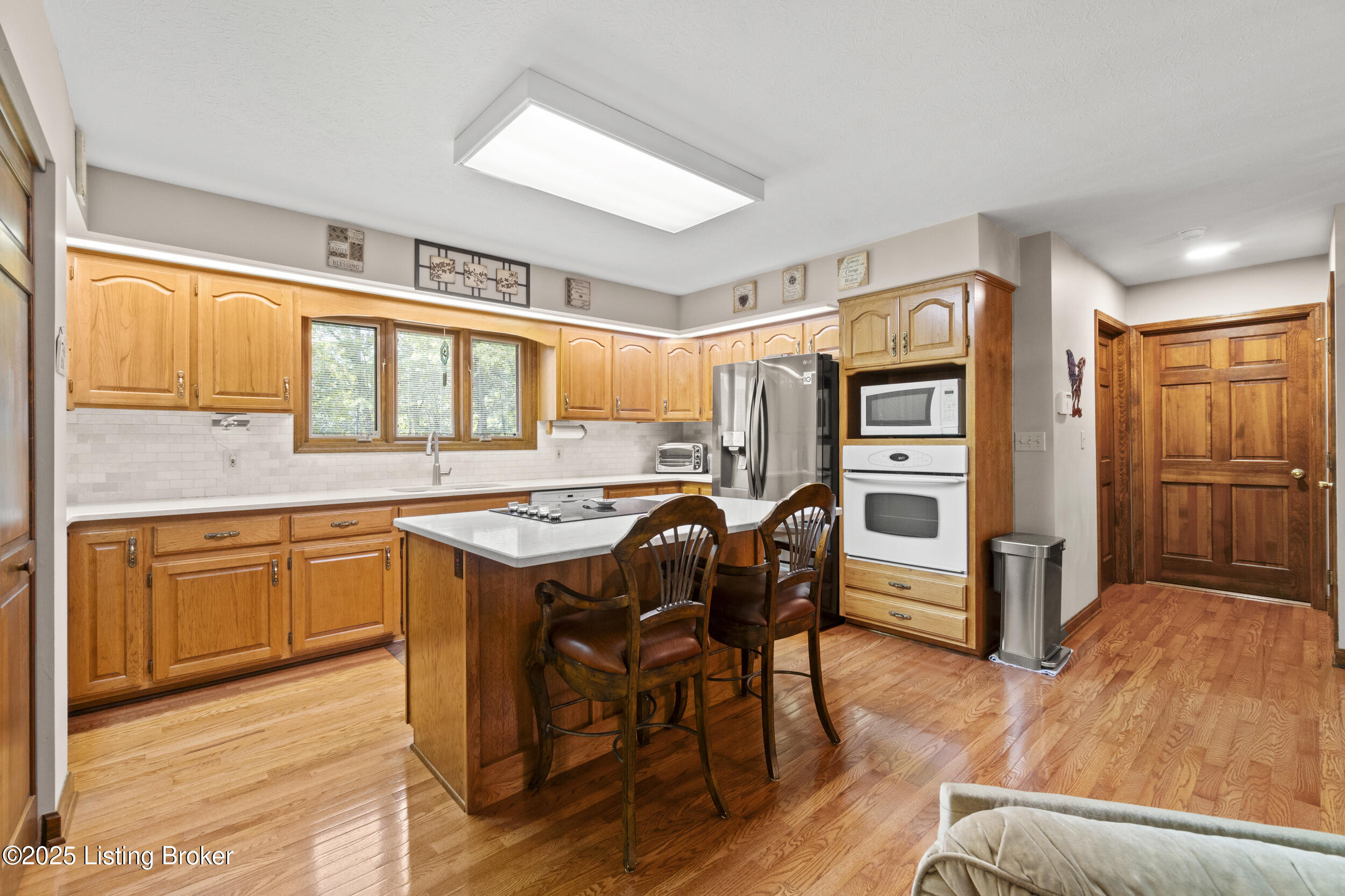 584 Wilderness Rd