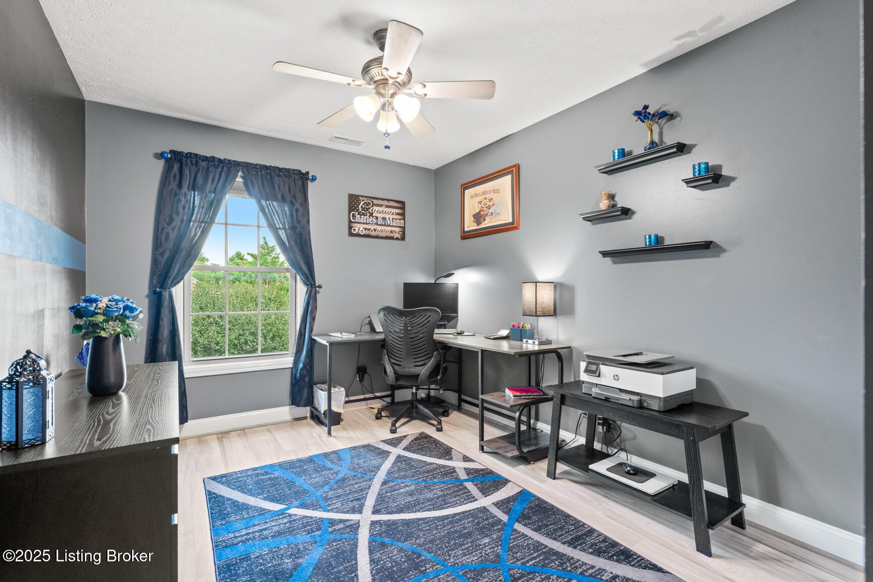 805 Meadowland Trail