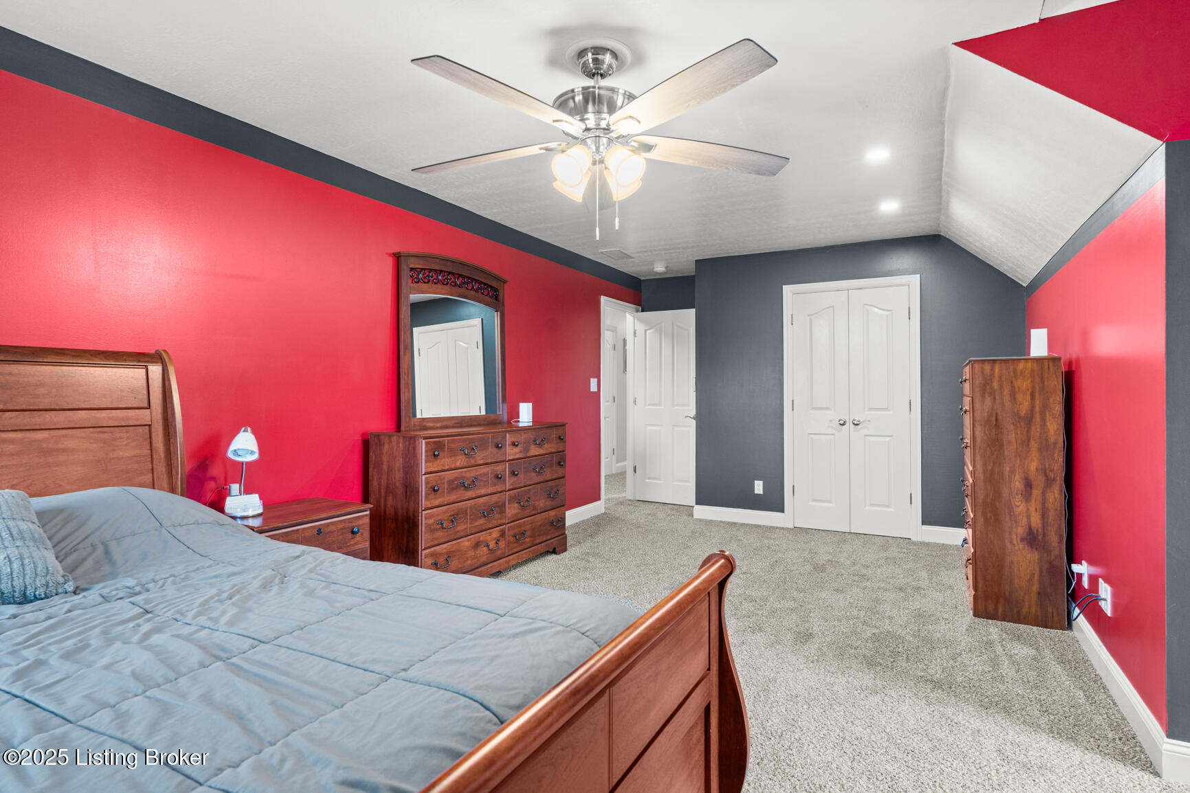 805 Meadowland Trail
