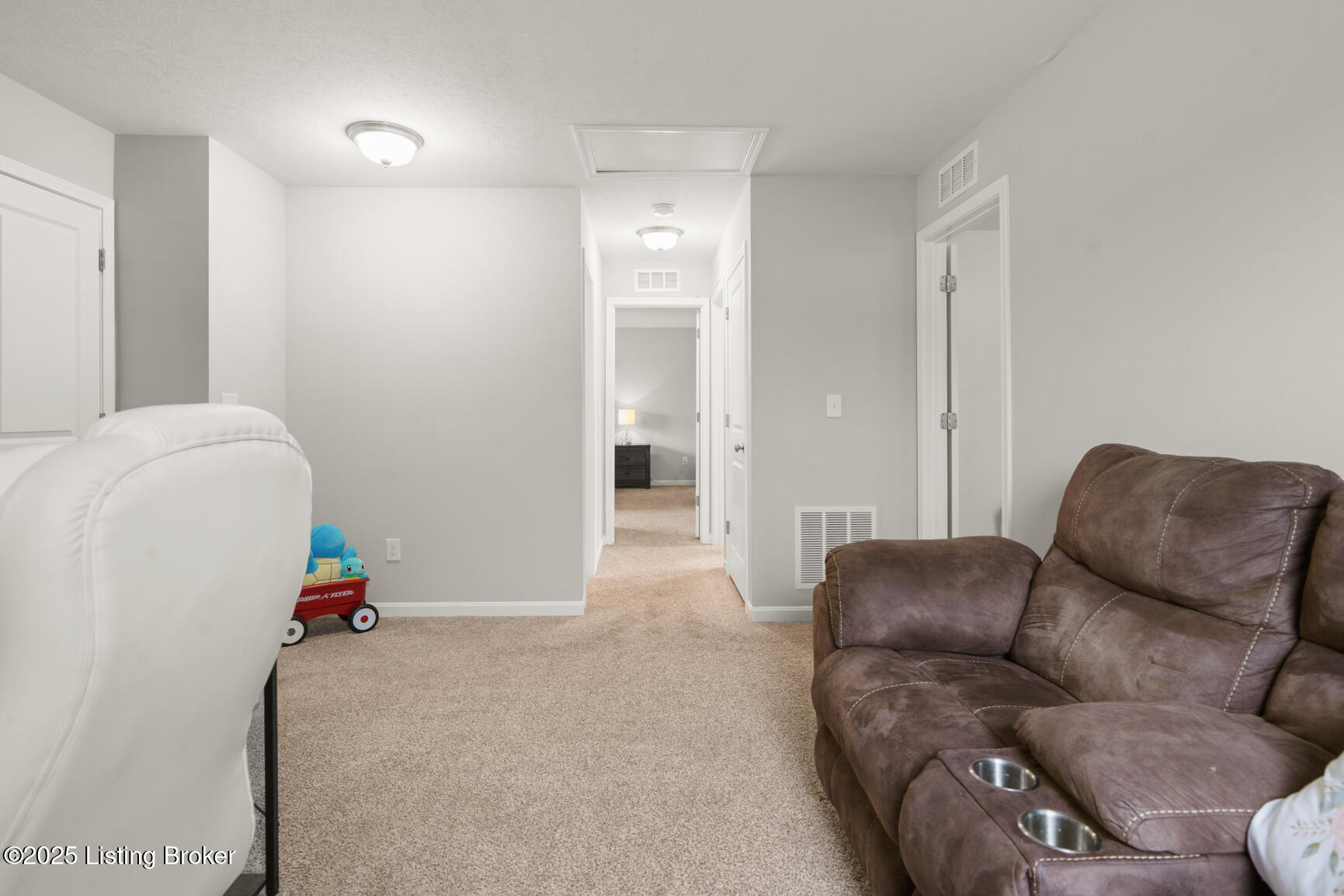 11105 Fantasy Trail