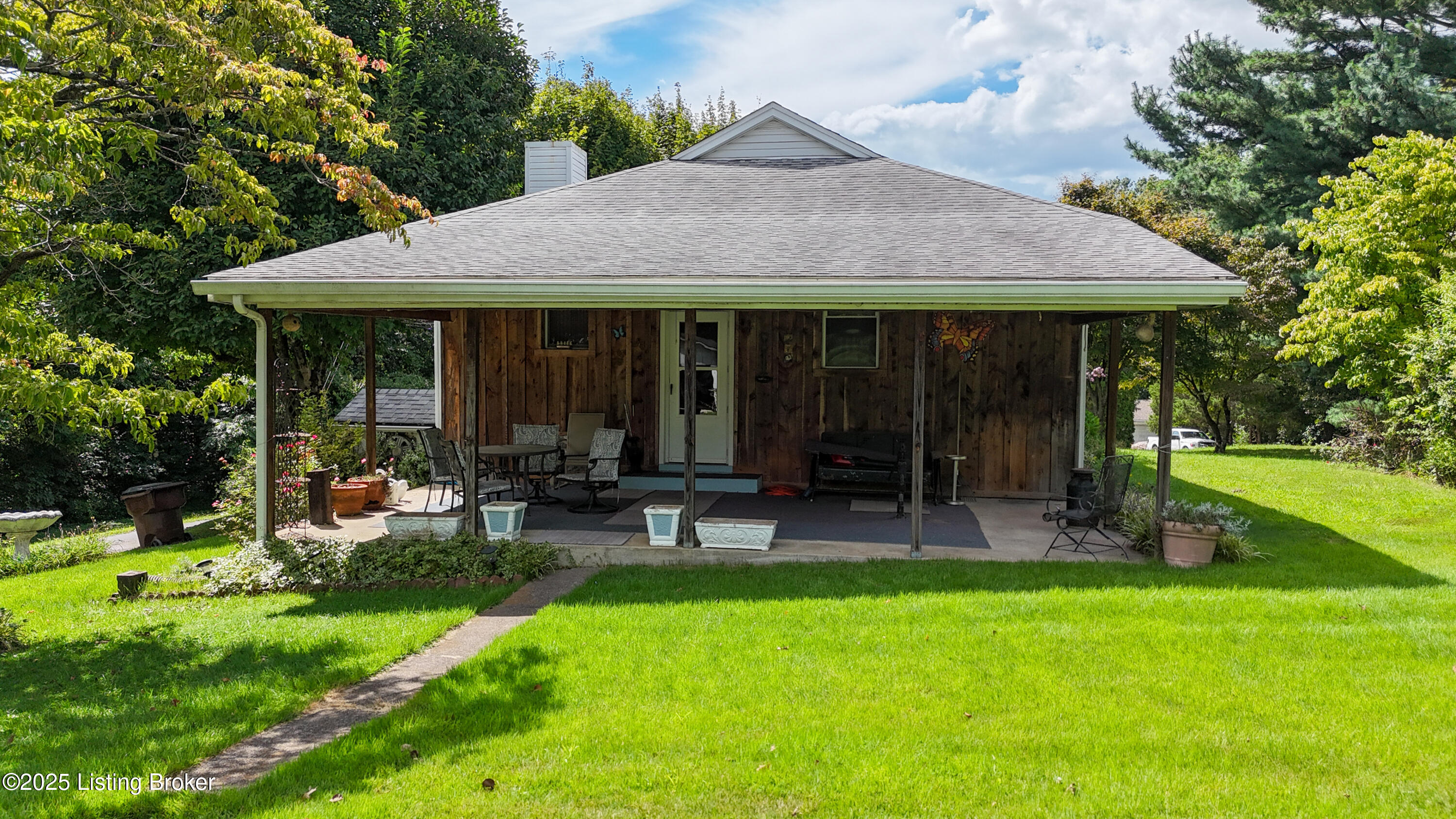 7405 Smyrna Rd