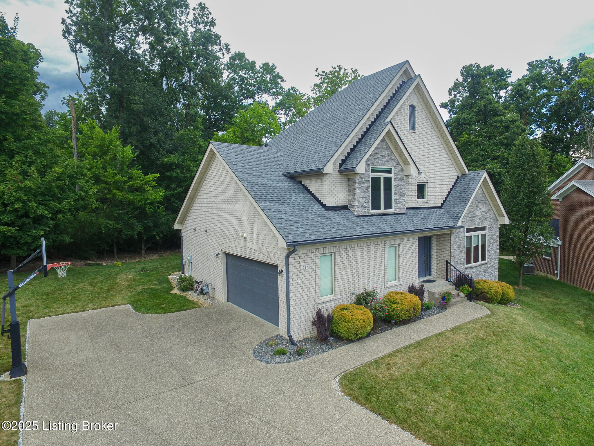 212 Kilcott Ct