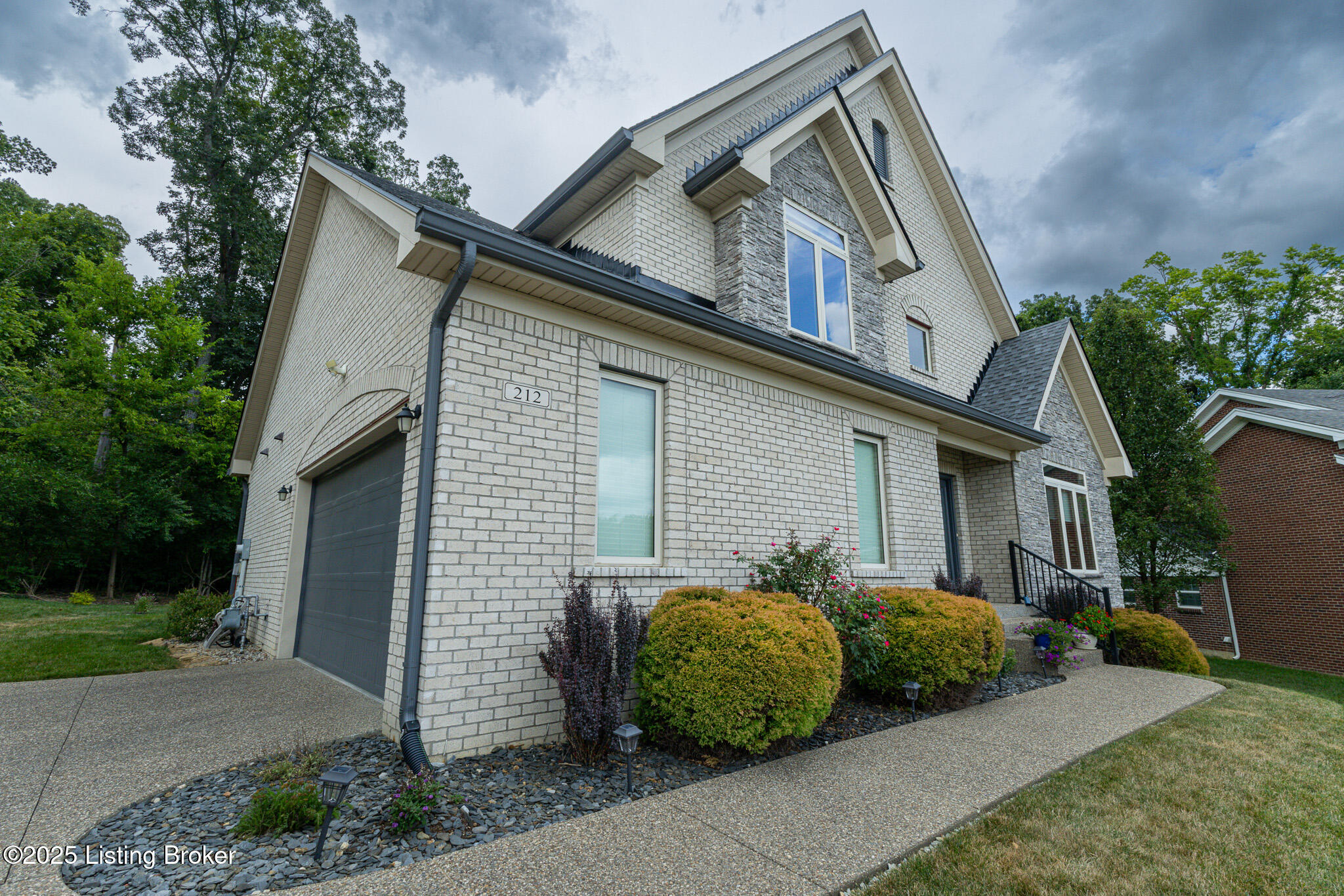 212 Kilcott Ct