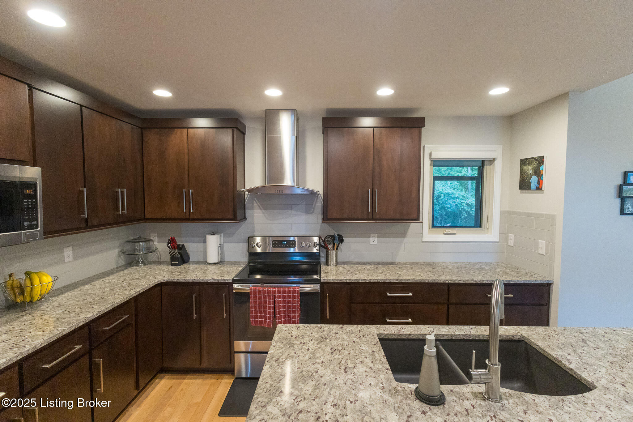 212 Kilcott Ct