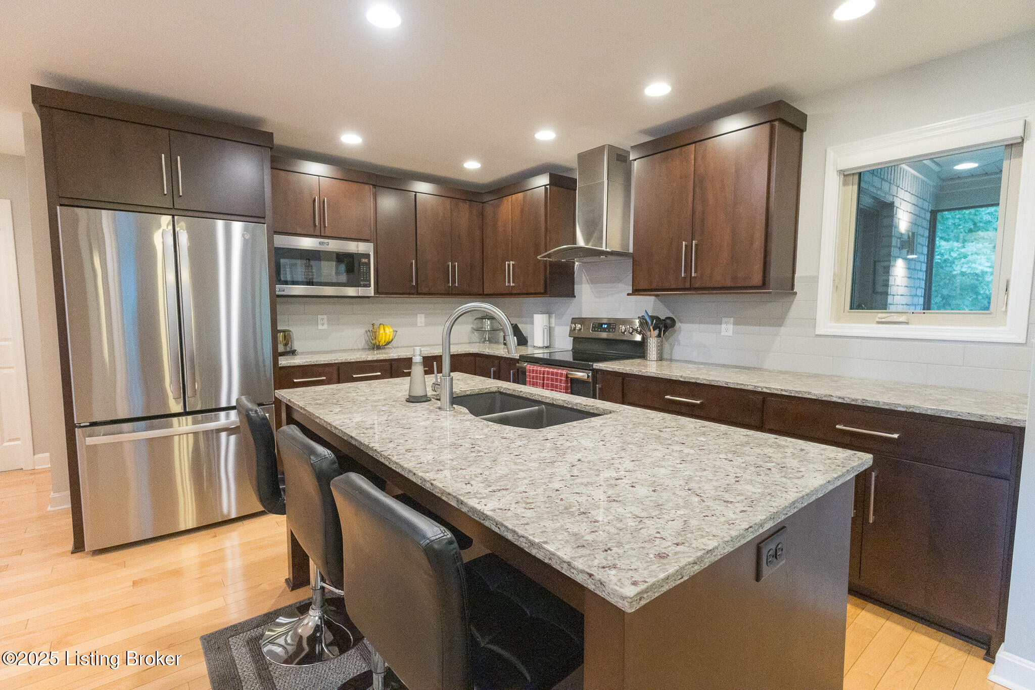 212 Kilcott Ct