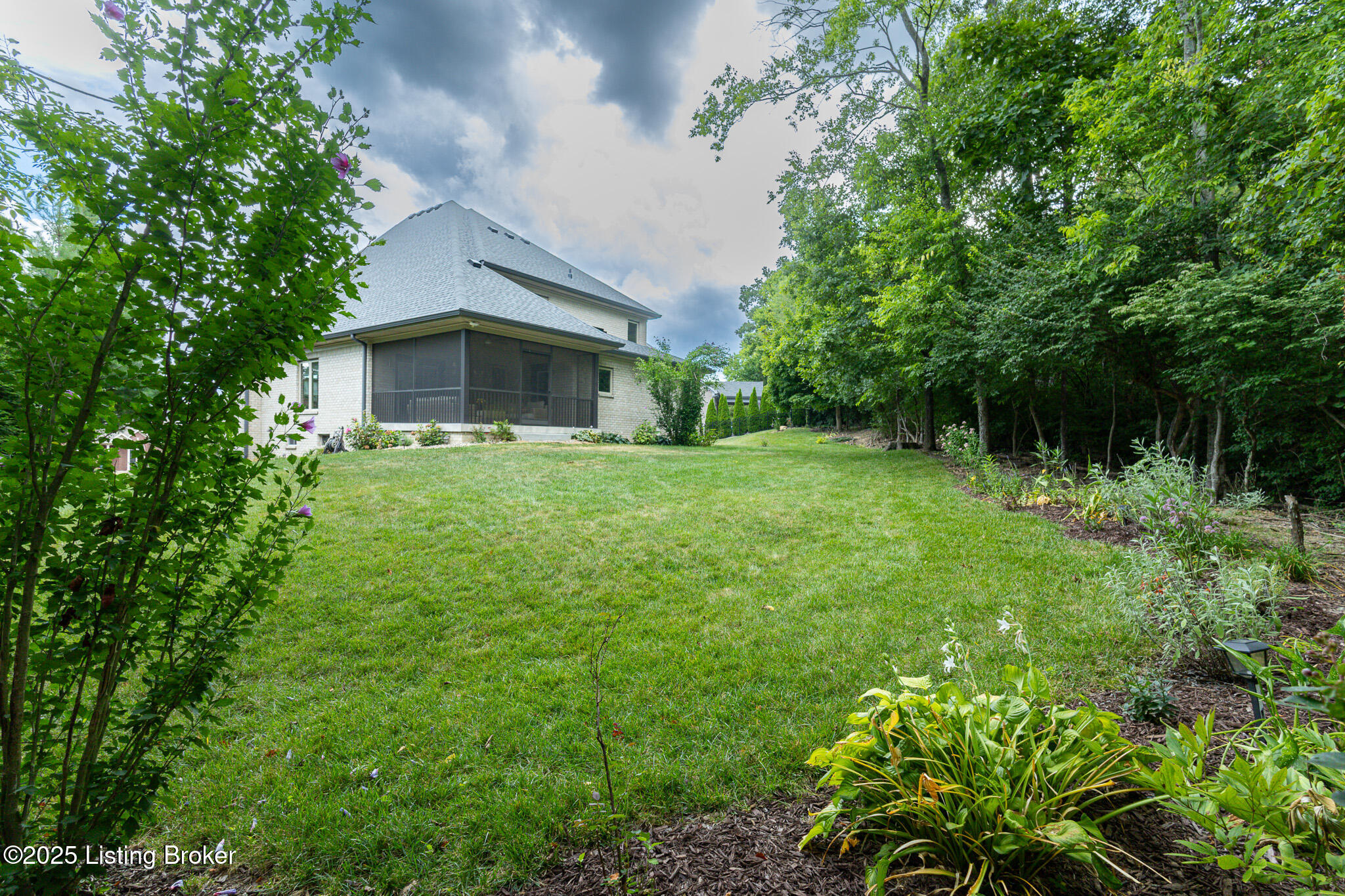 212 Kilcott Ct