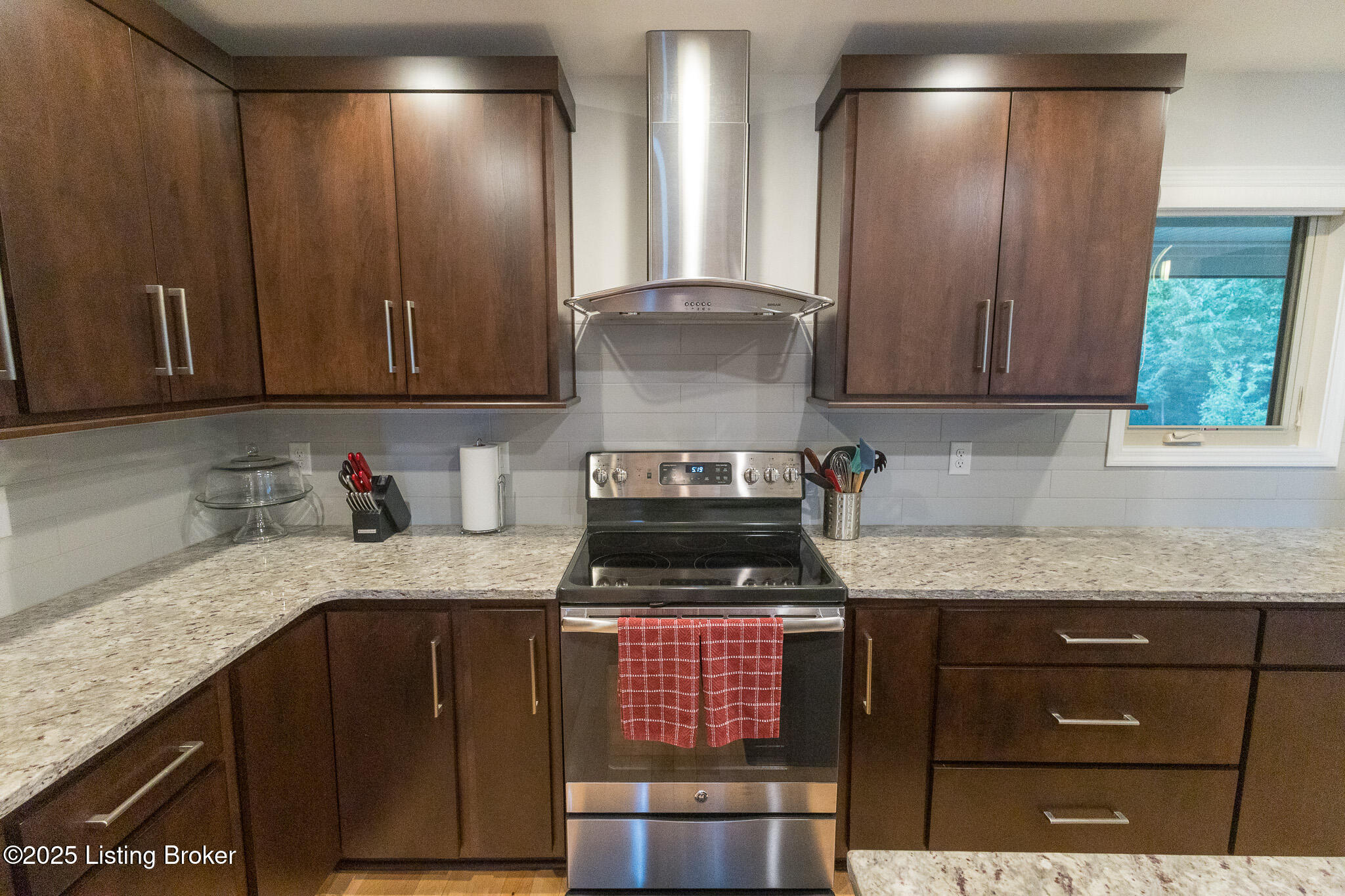212 Kilcott Ct