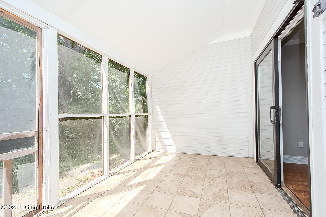 338 Crescent Spring Dr