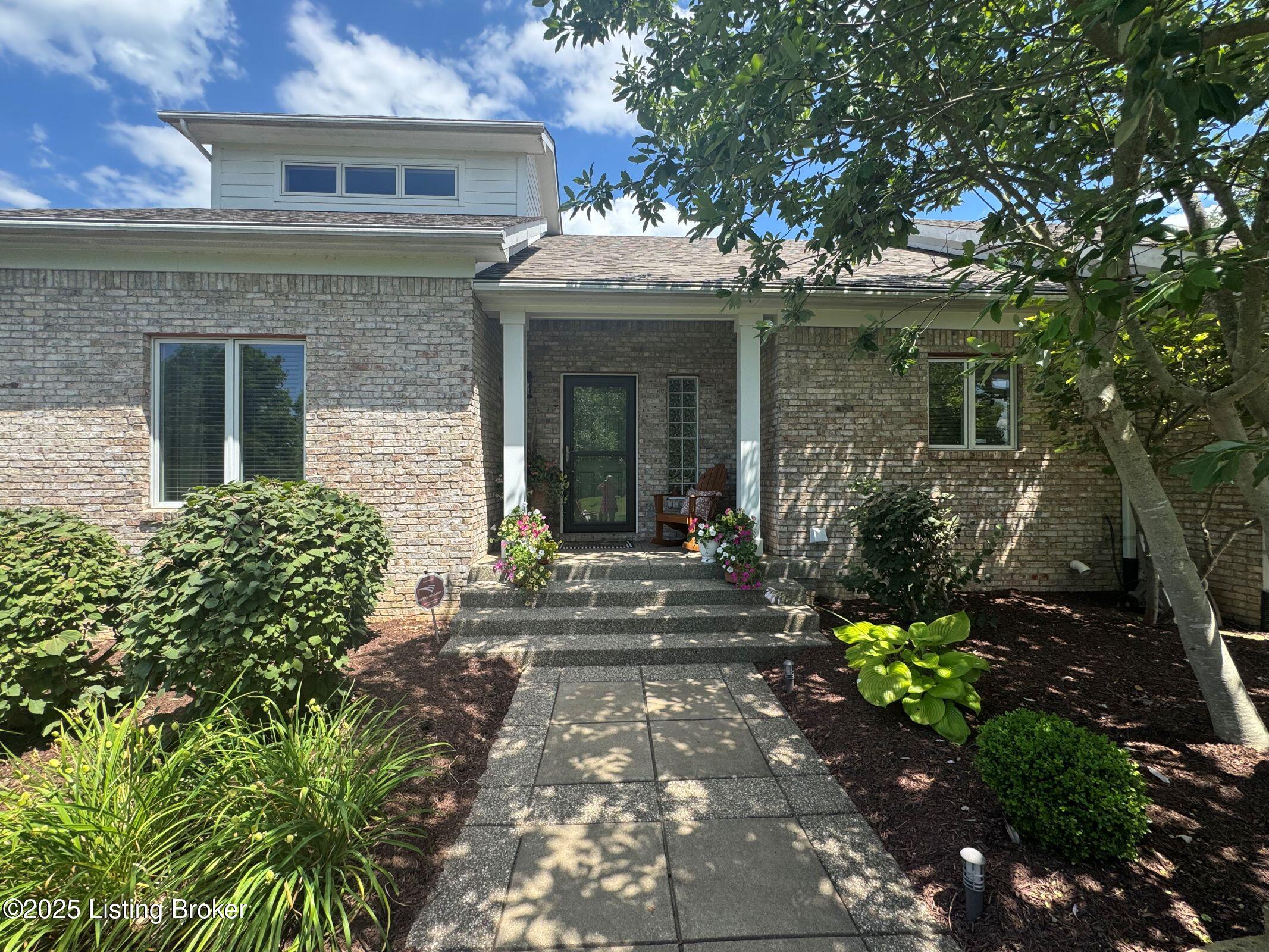 86 Silverview Ct