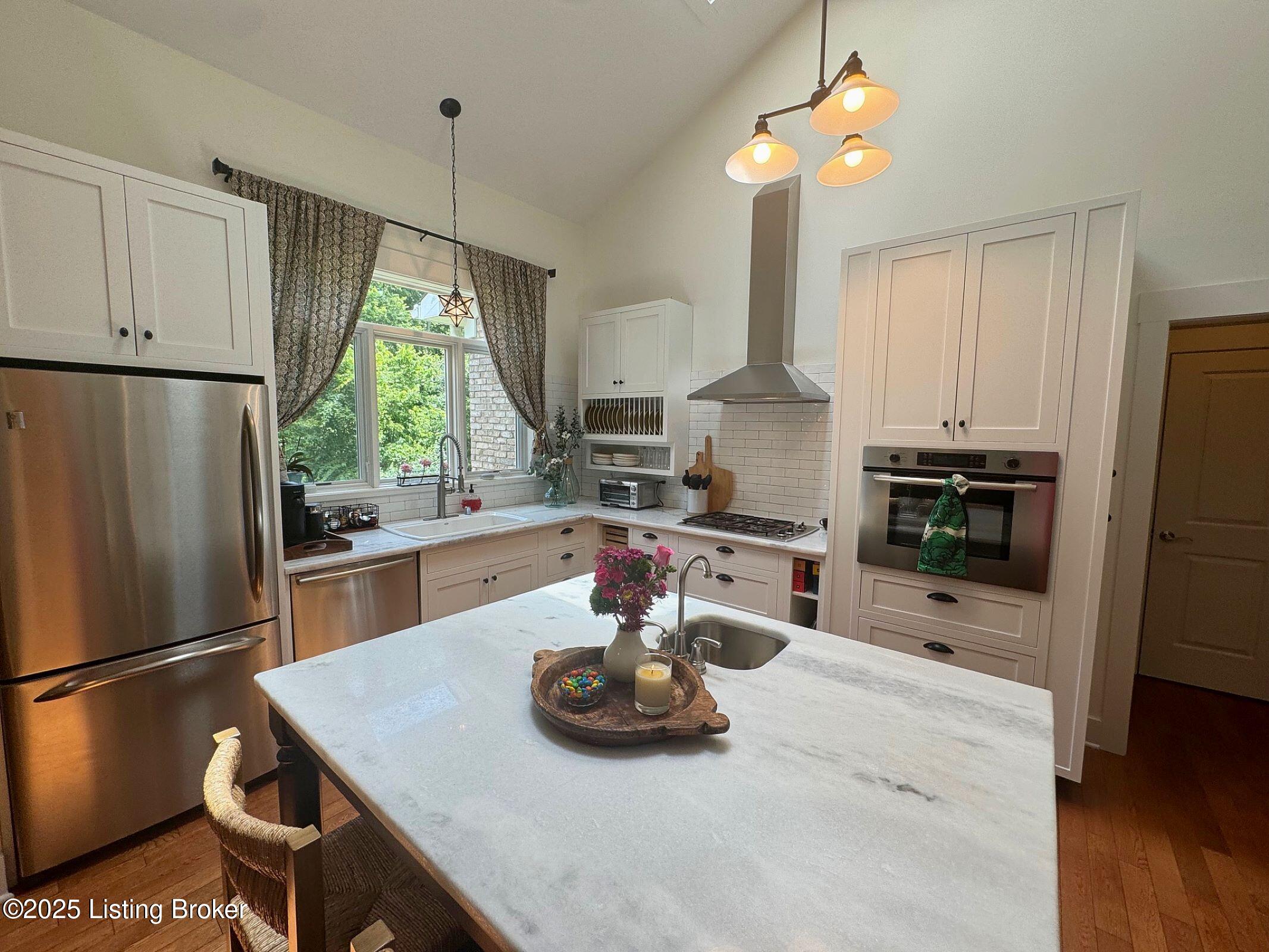 86 Silverview Ct