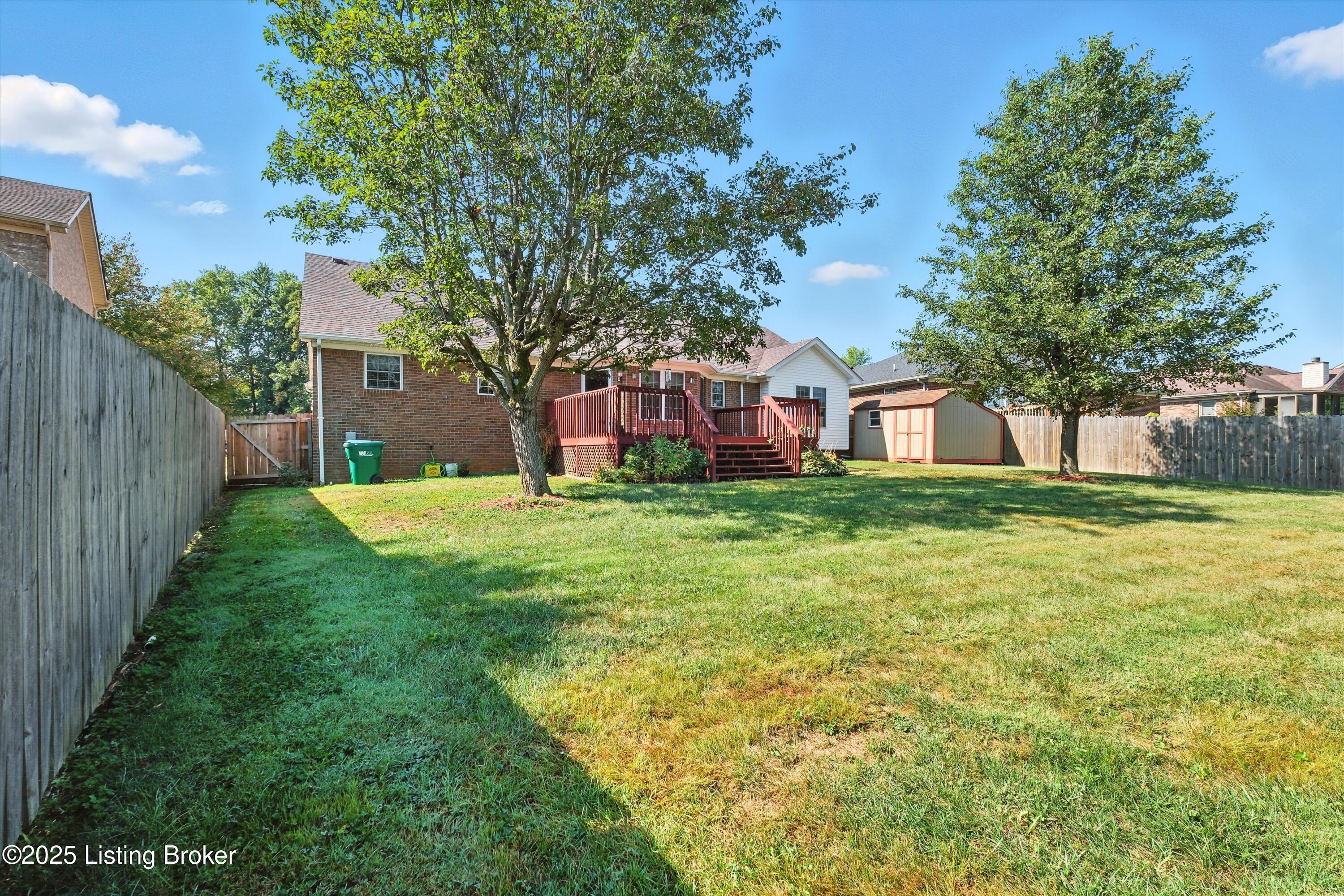 228 Shady Brook Ln