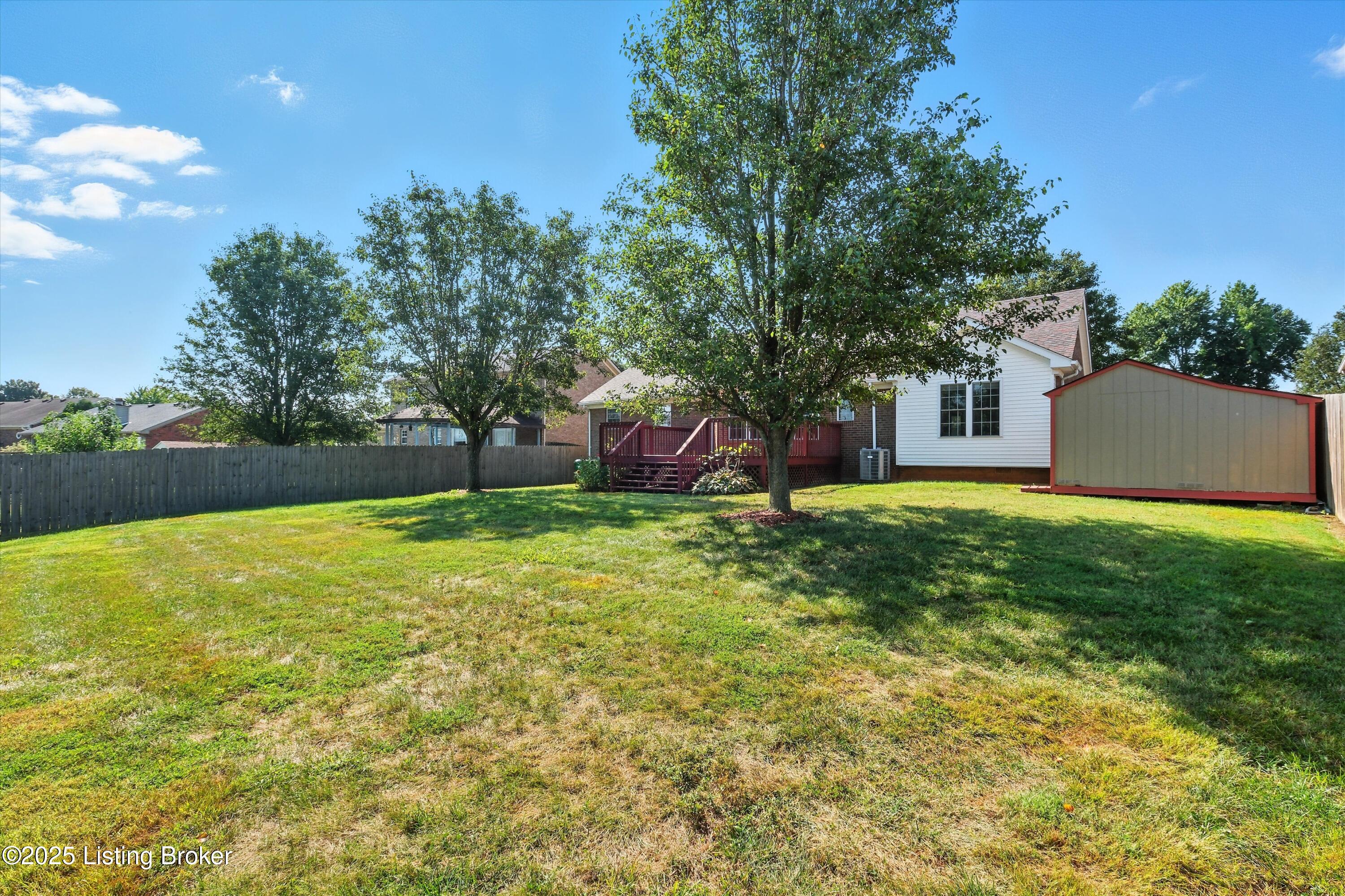 228 Shady Brook Ln