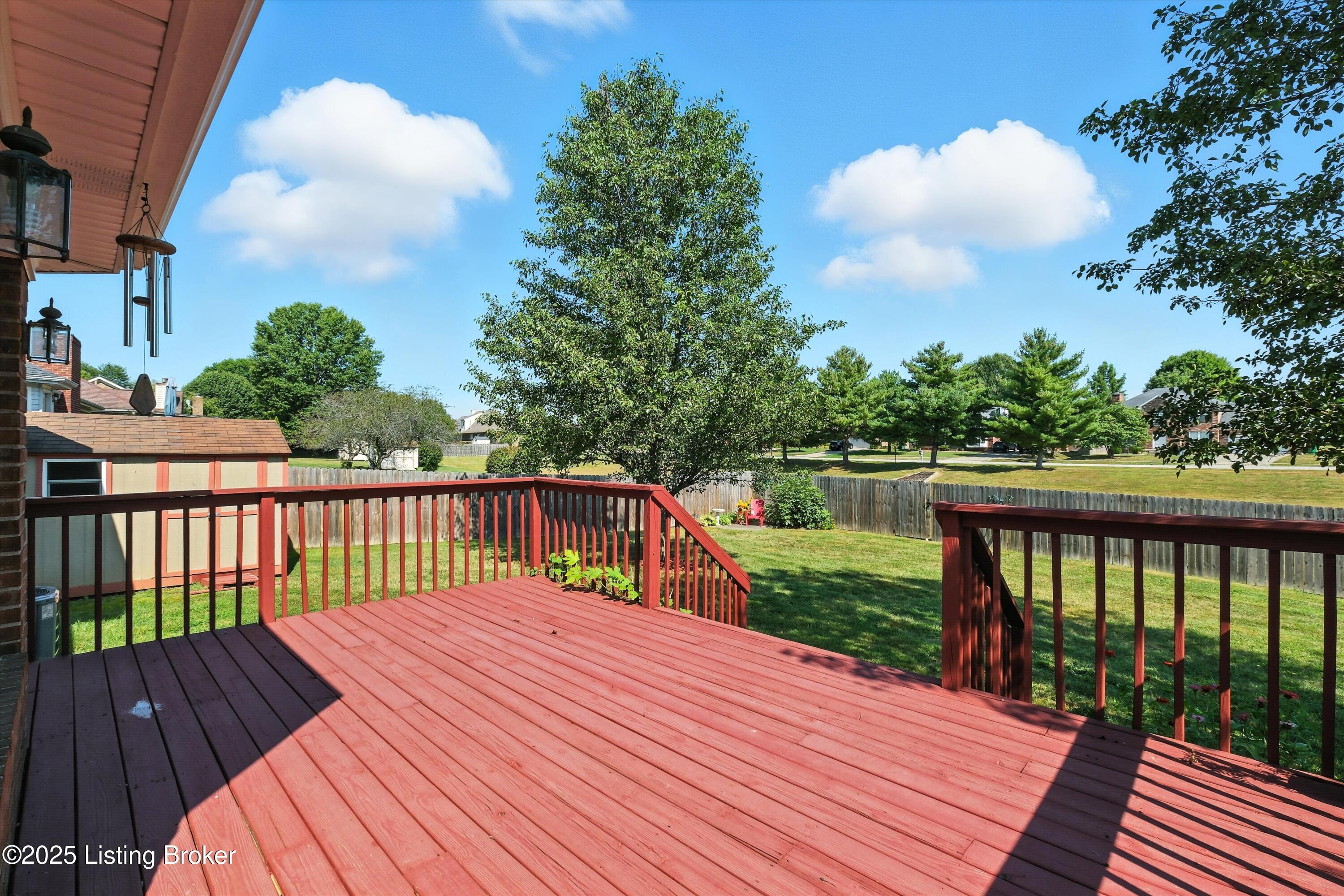 228 Shady Brook Ln