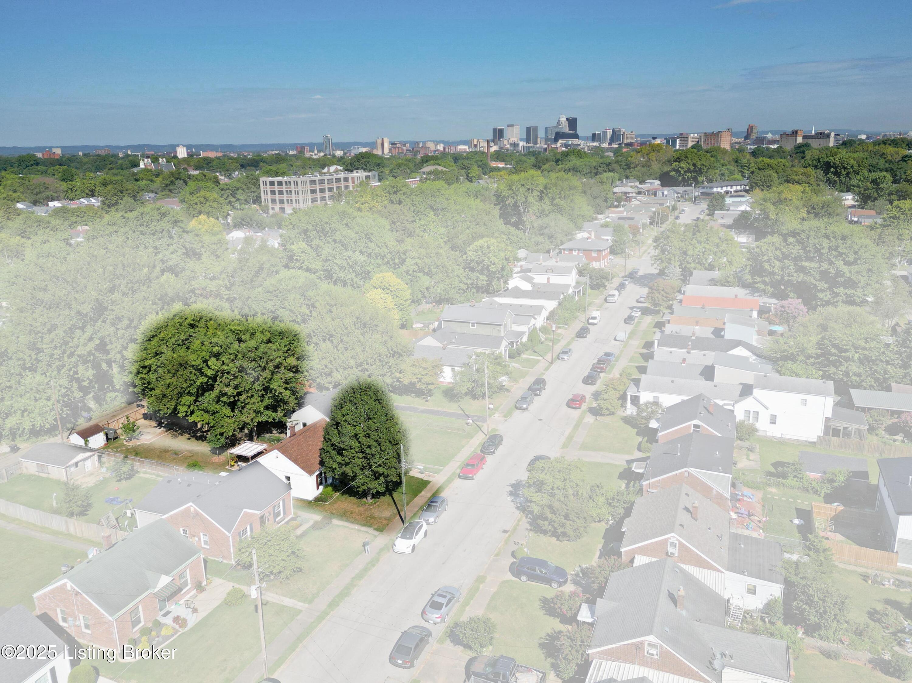 1234 Fischer Ave