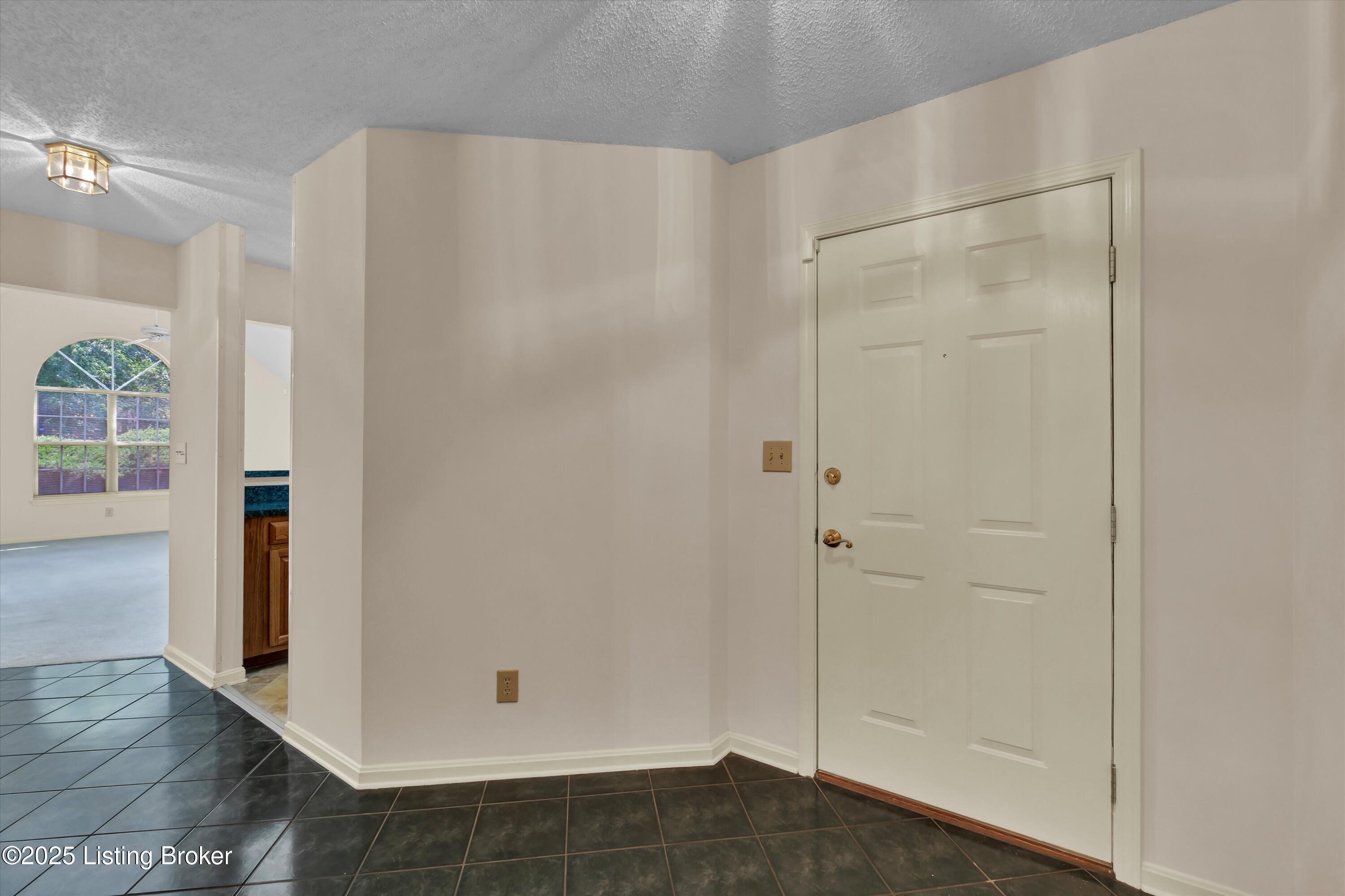 9803 Lockyear Ct