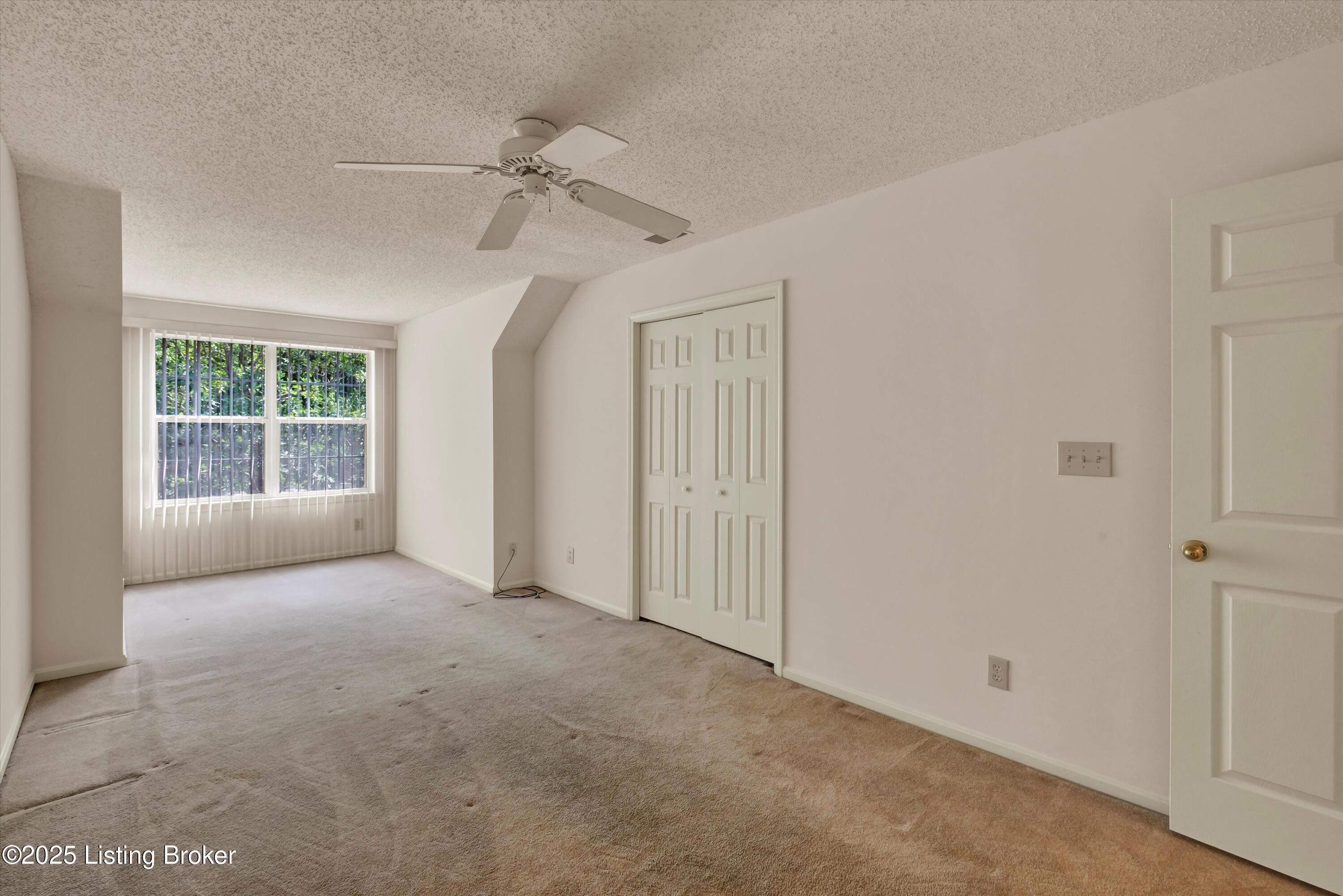 9803 Lockyear Ct