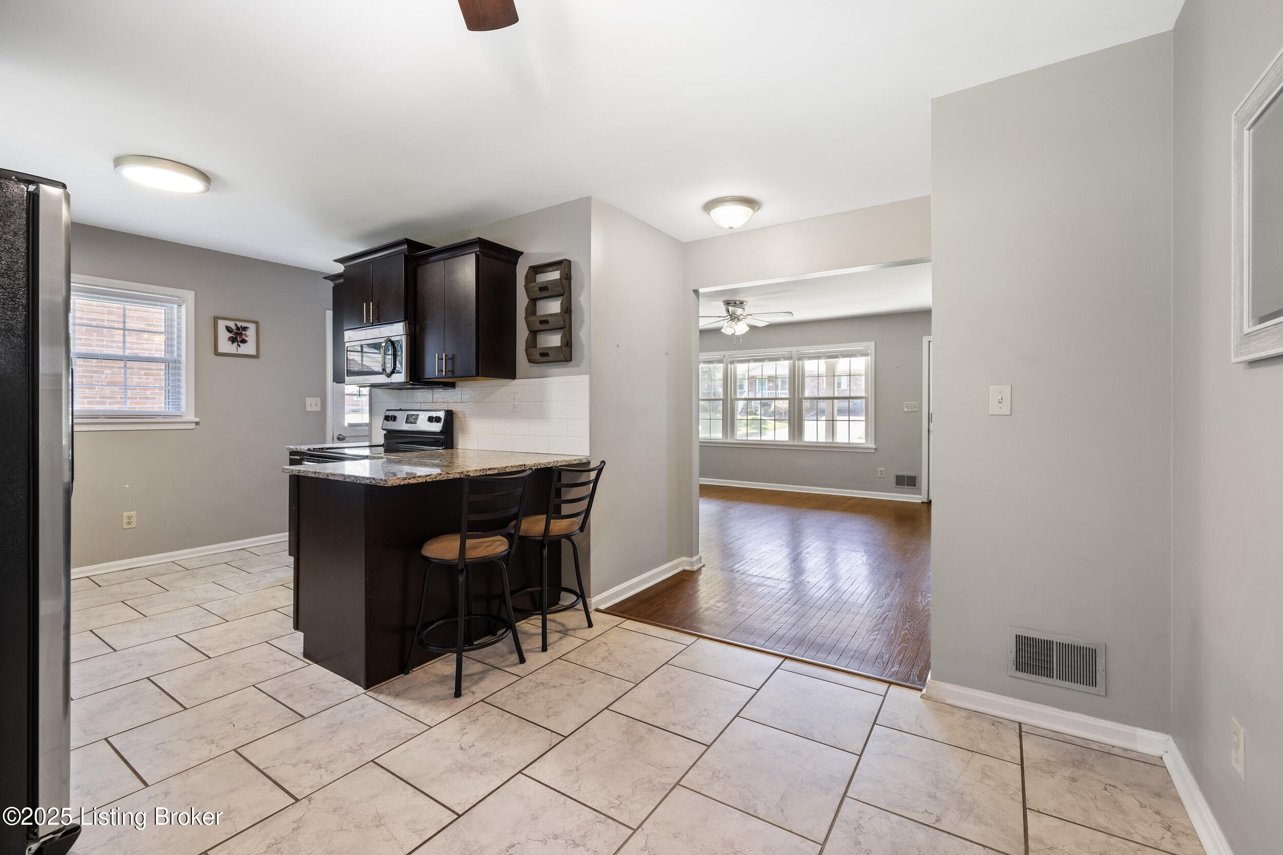5819 Bocagrande Dr