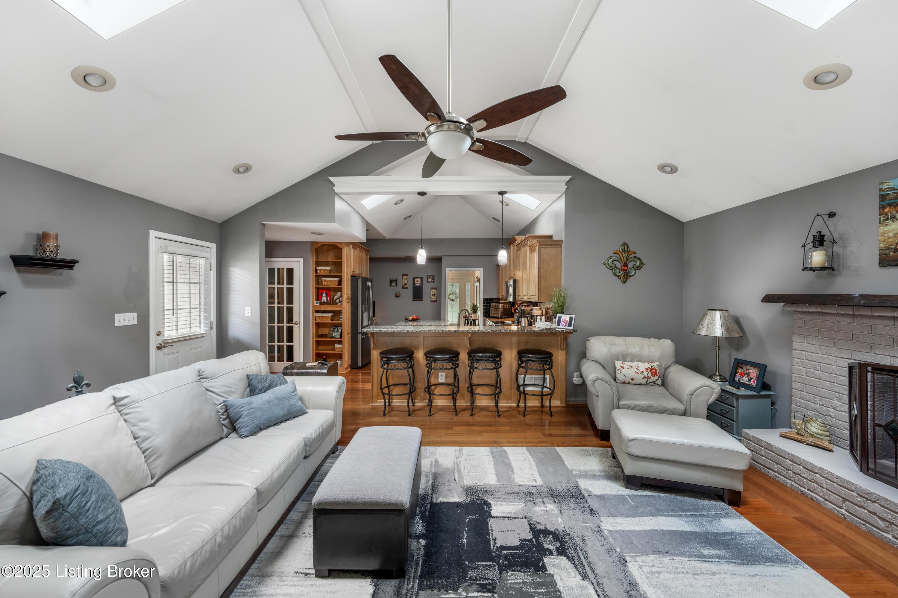 3403 Hastings Cir