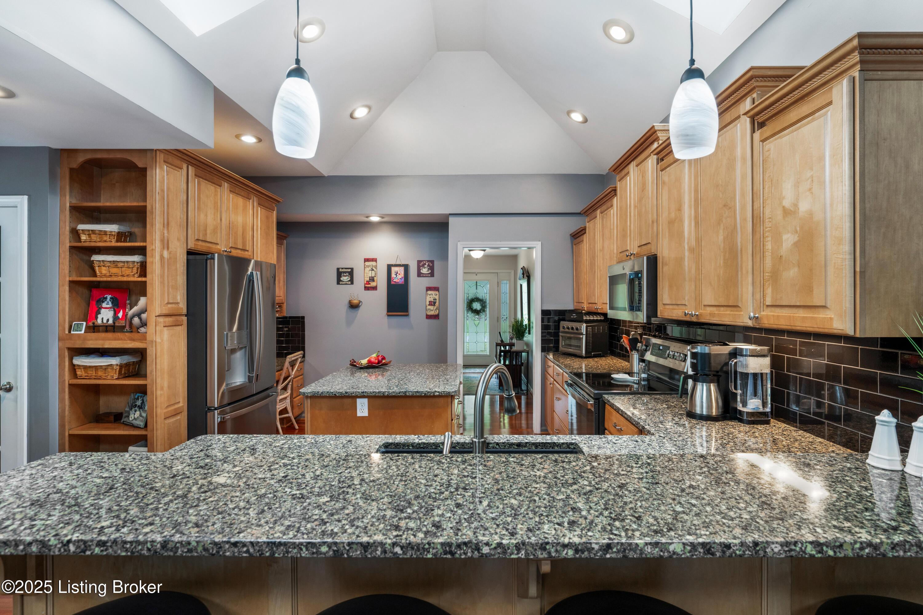 3403 Hastings Cir