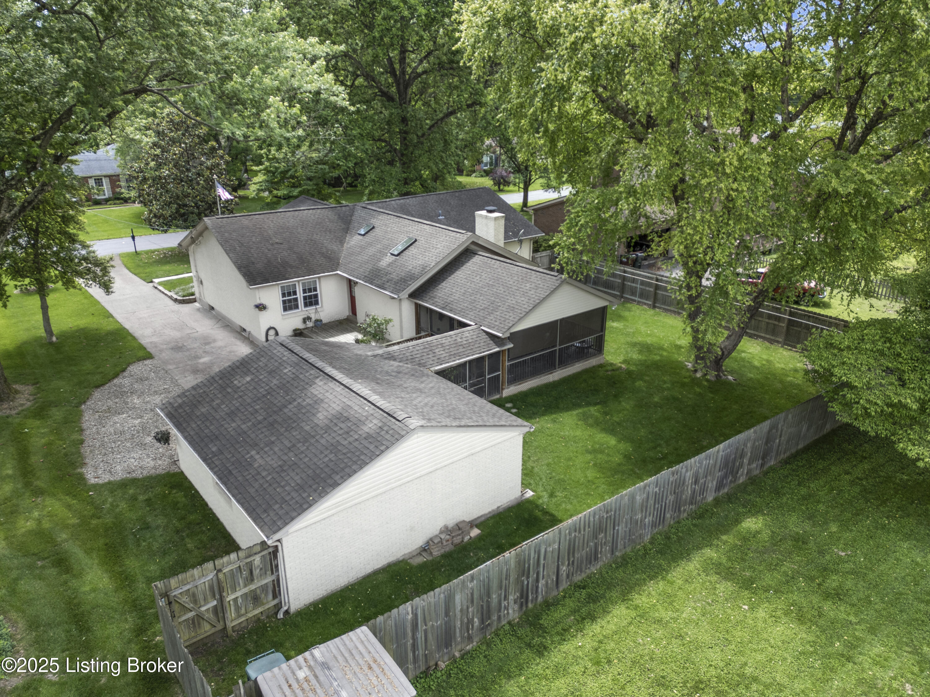 3403 Hastings Cir