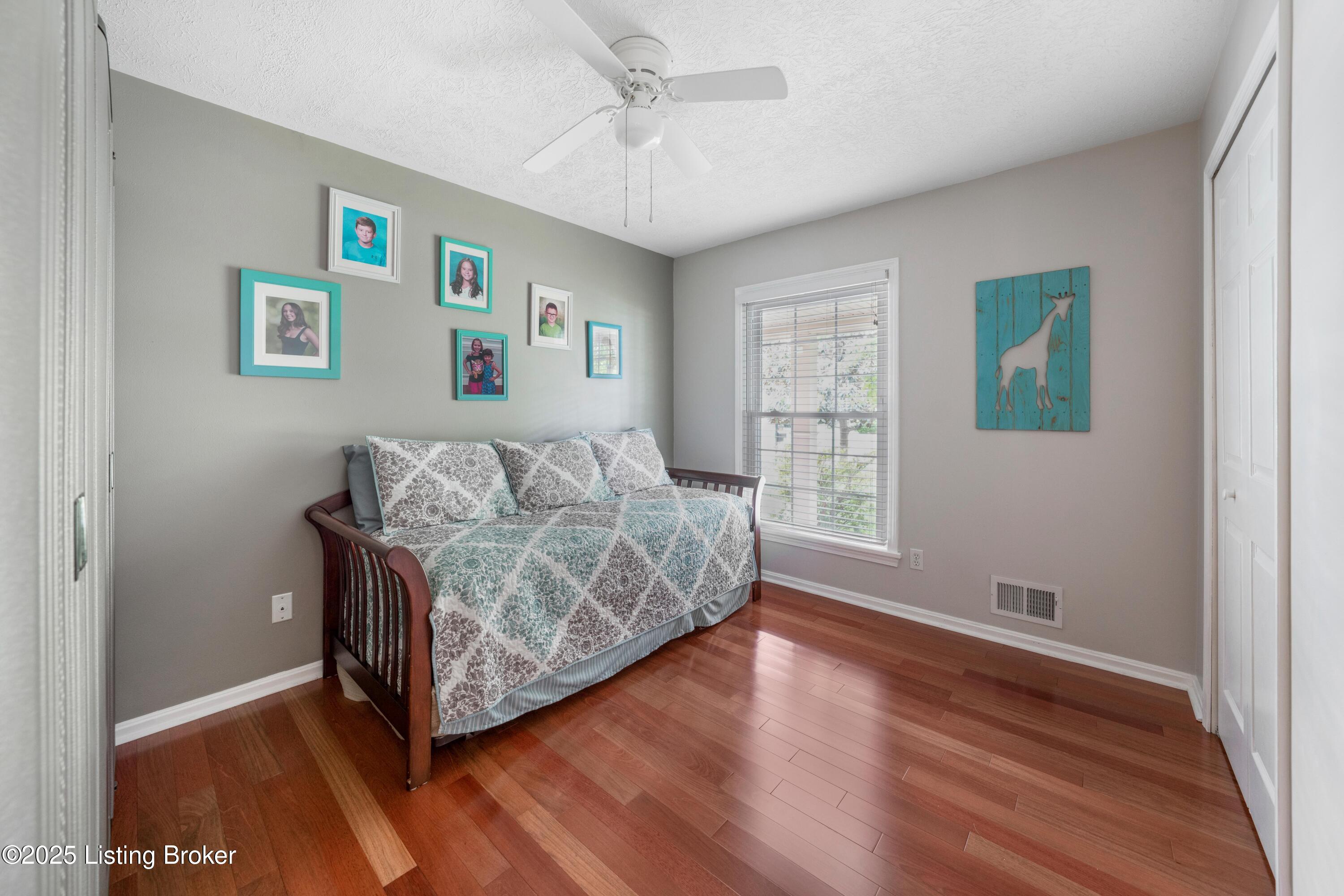 3403 Hastings Cir