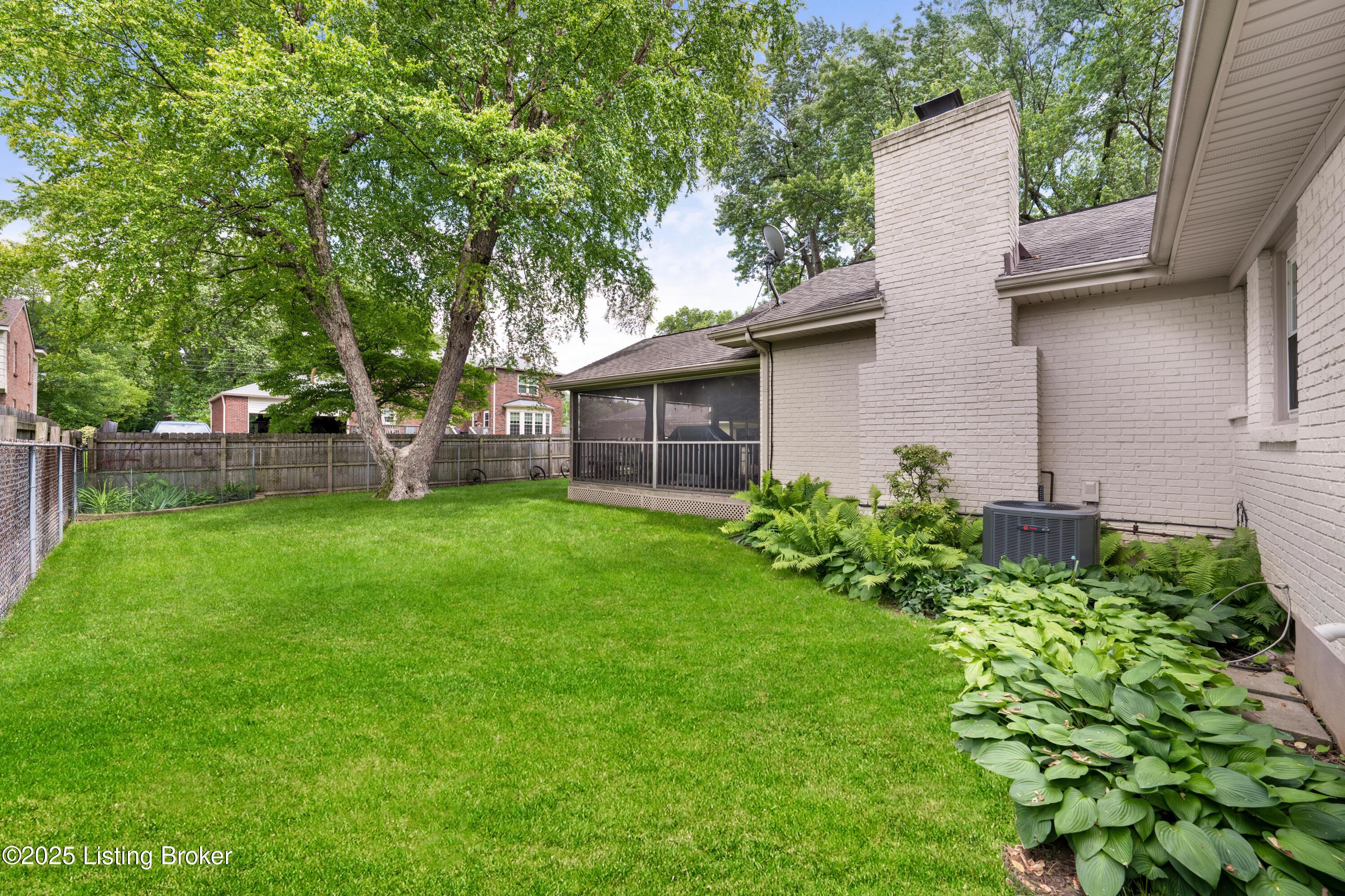3403 Hastings Cir