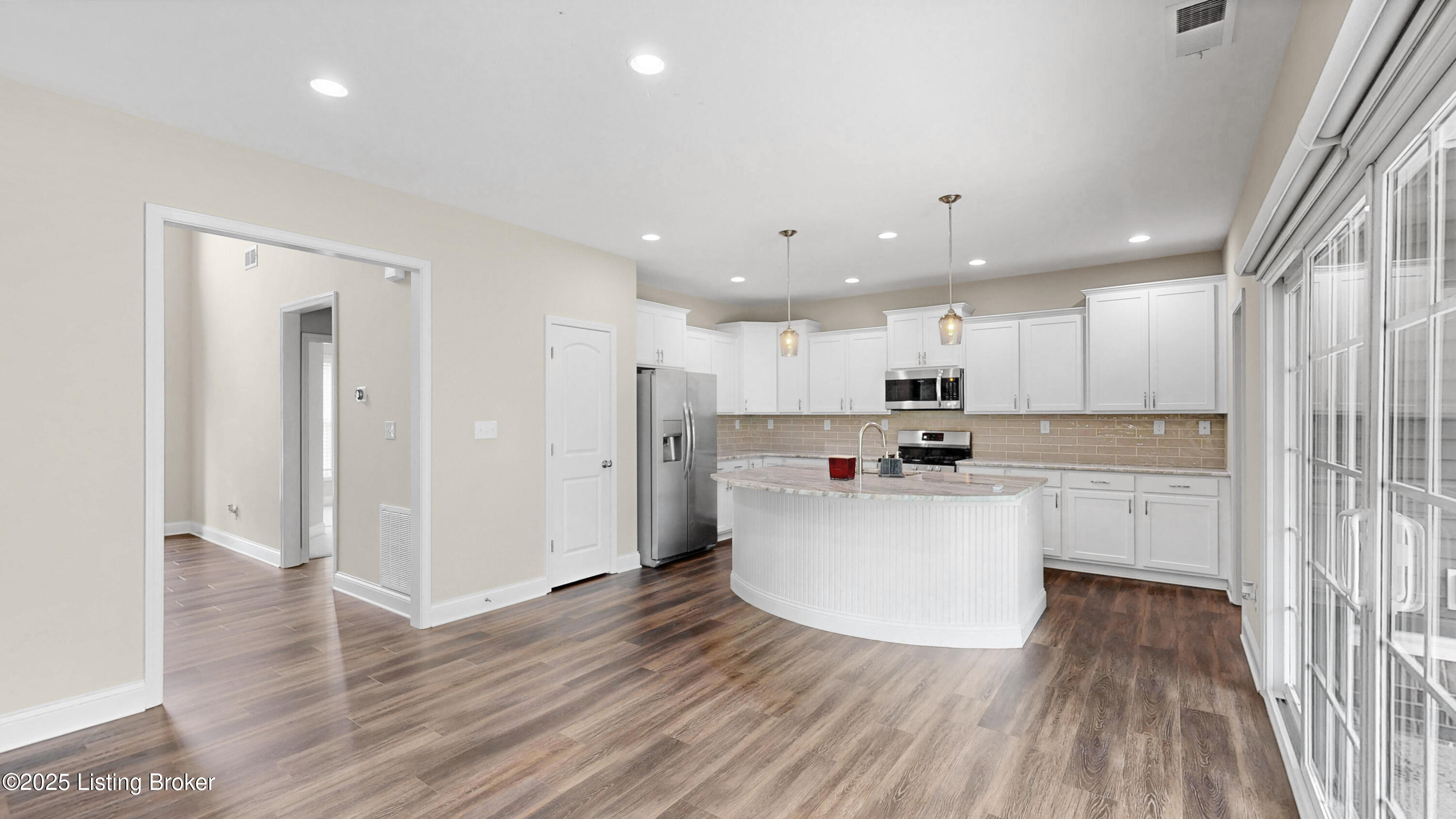 729 Dehart Ln