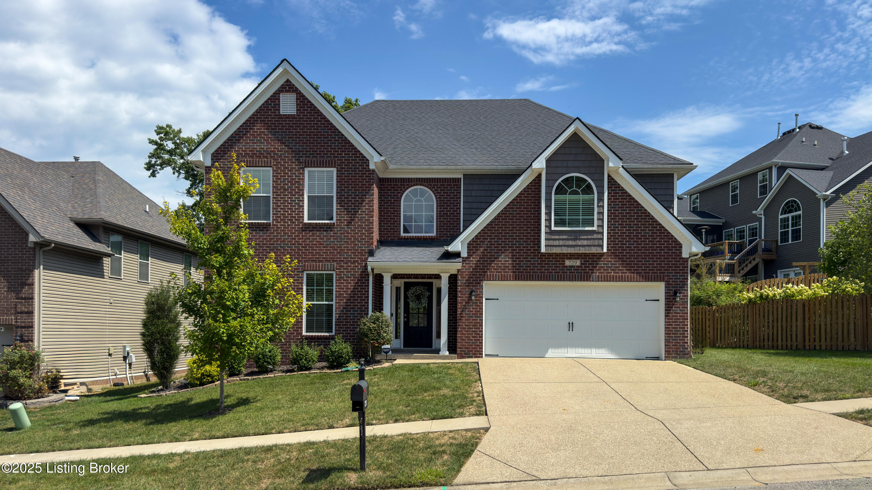 729 Dehart Ln
