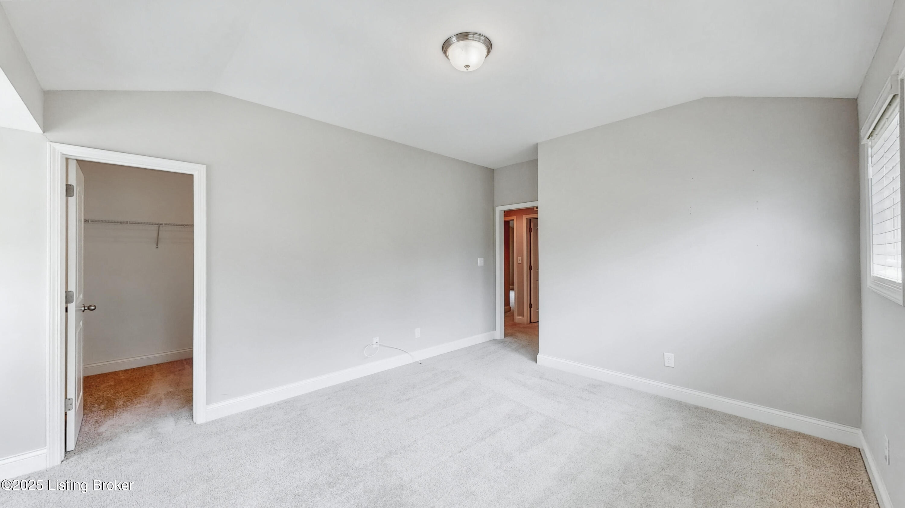 729 Dehart Ln