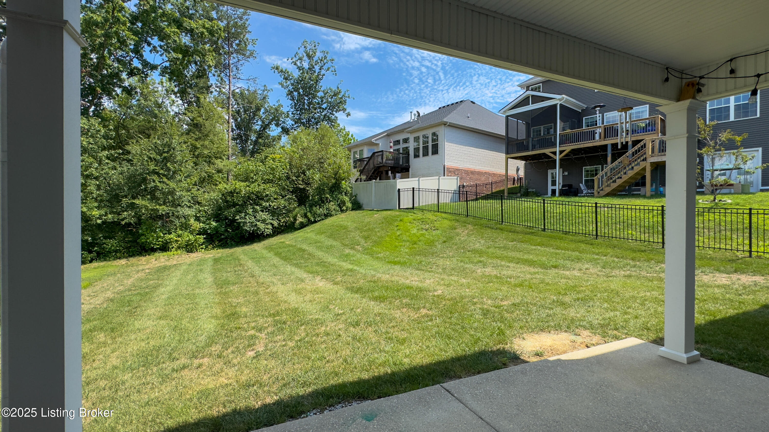 729 Dehart Ln