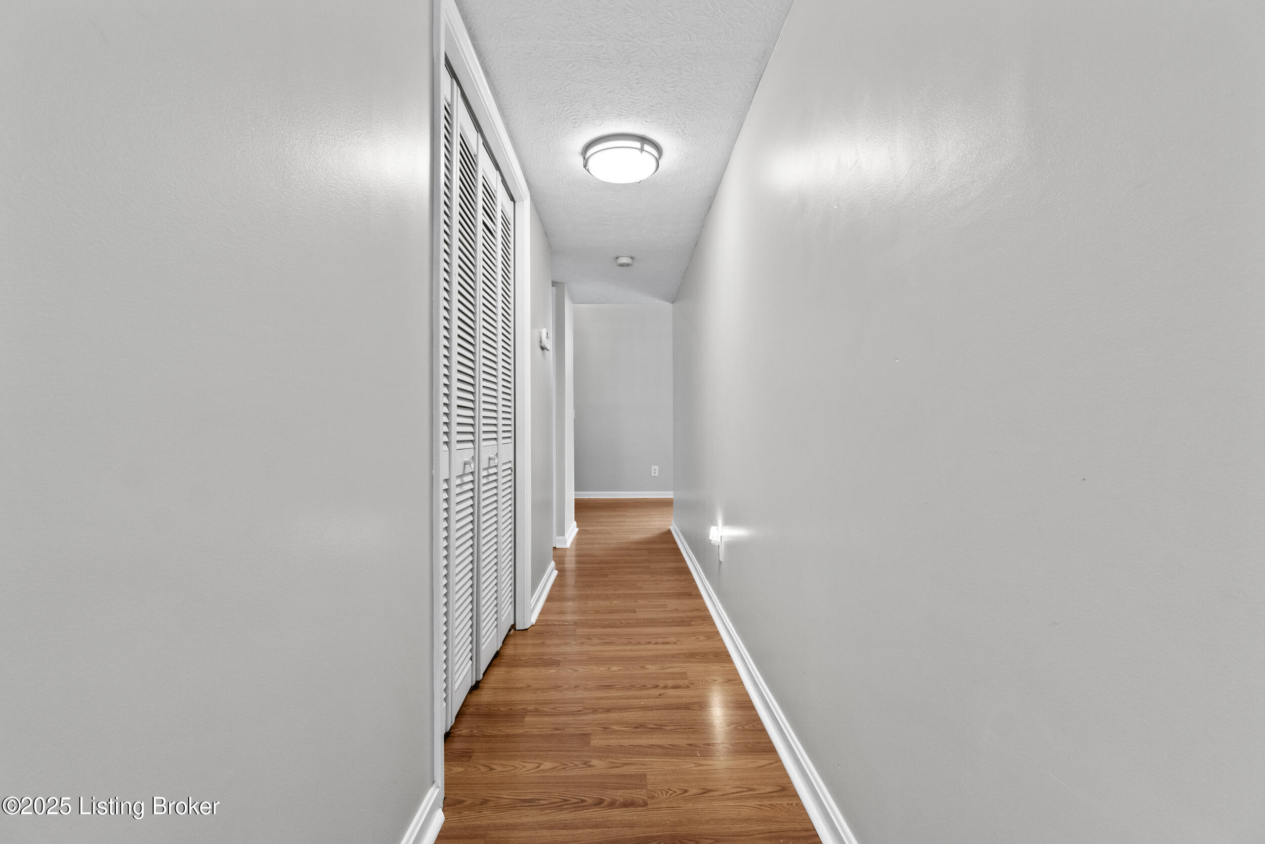 10617 Bayport Rd