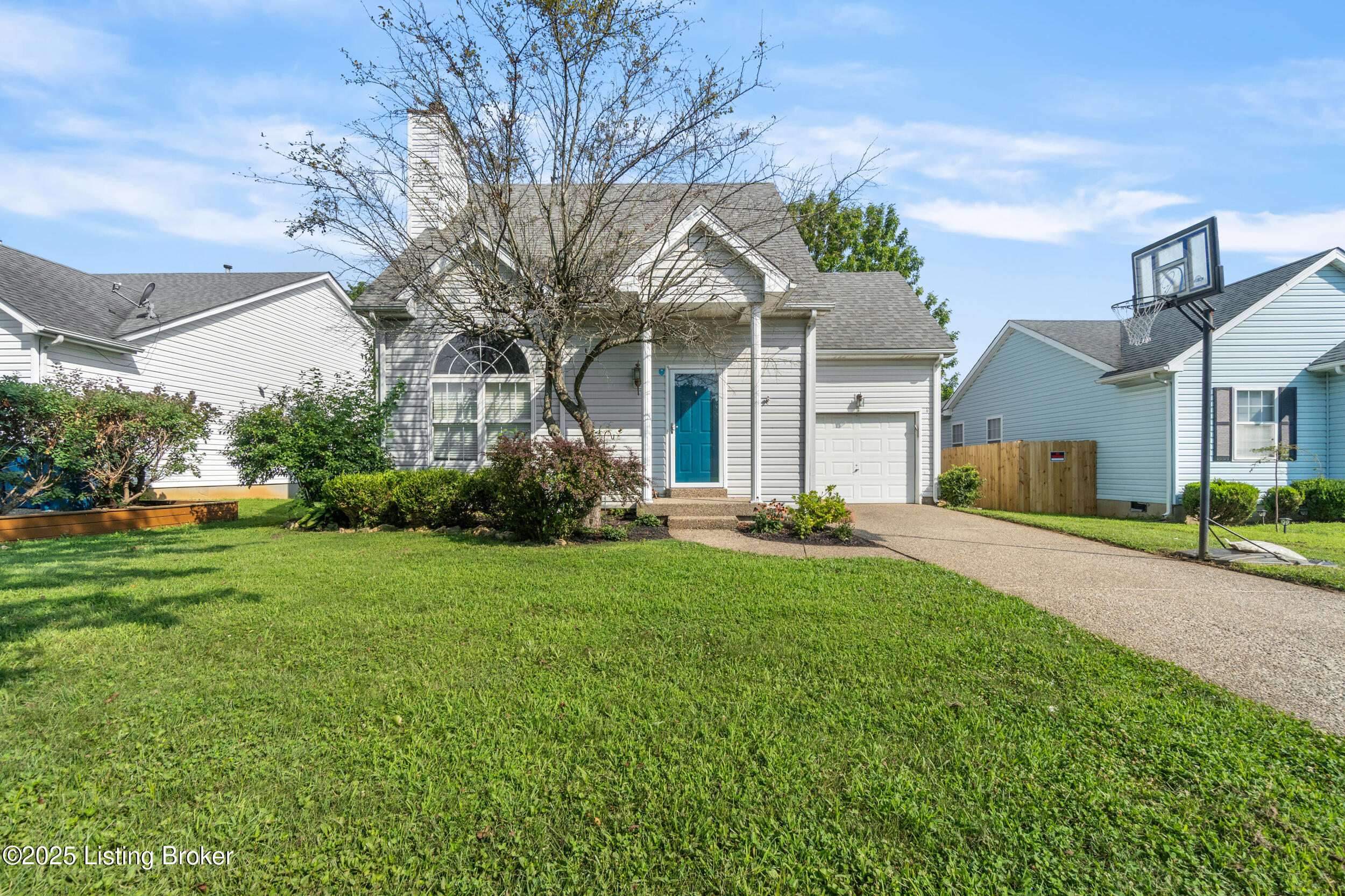 10617 Bayport Rd