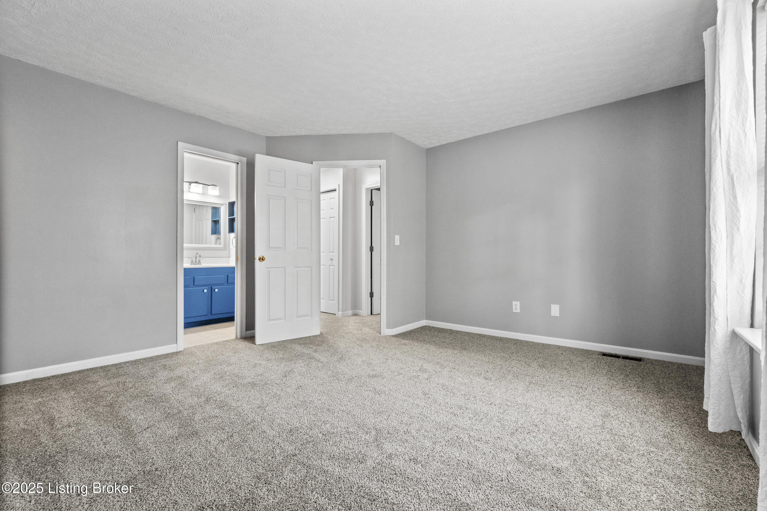 10617 Bayport Rd