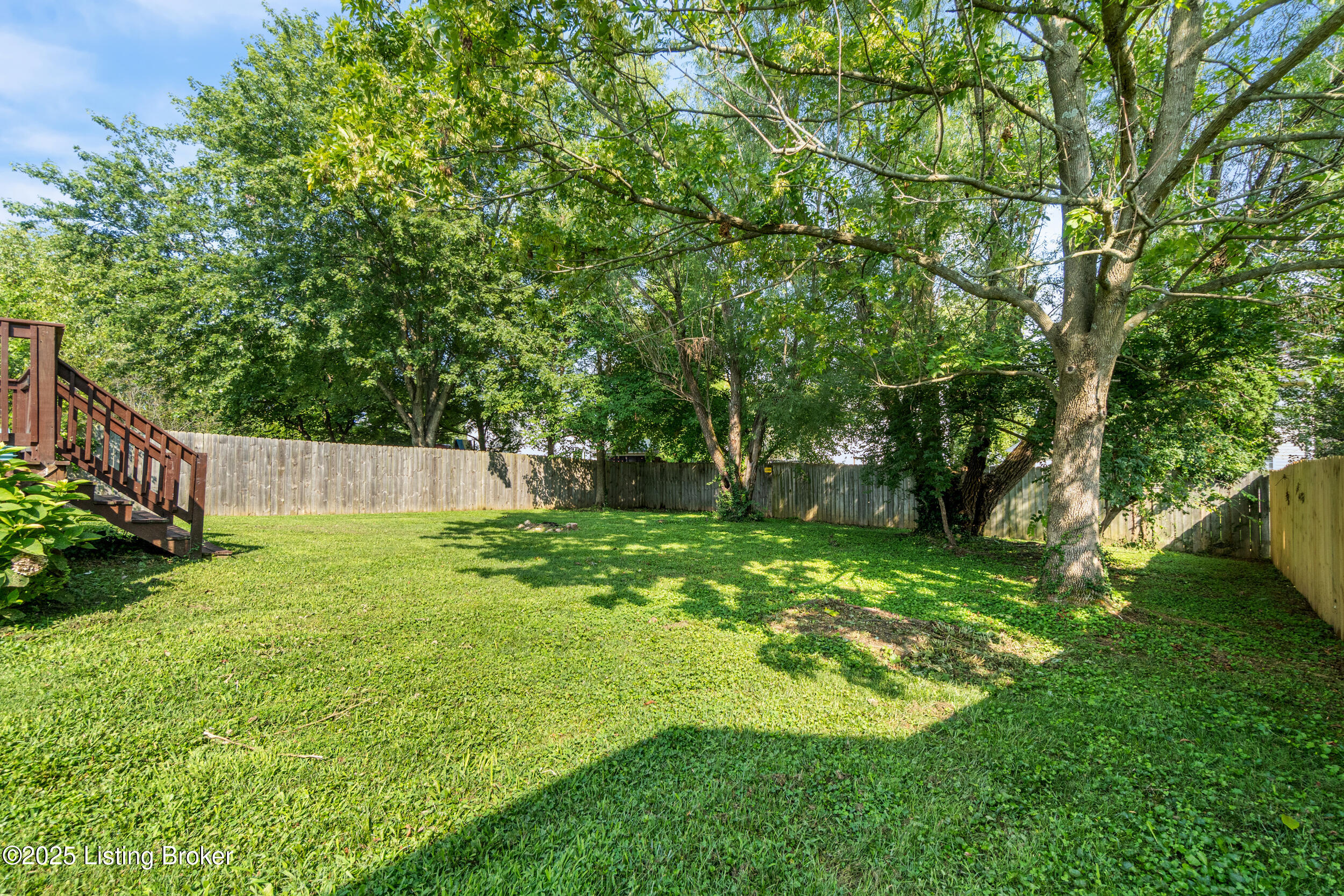 10617 Bayport Rd