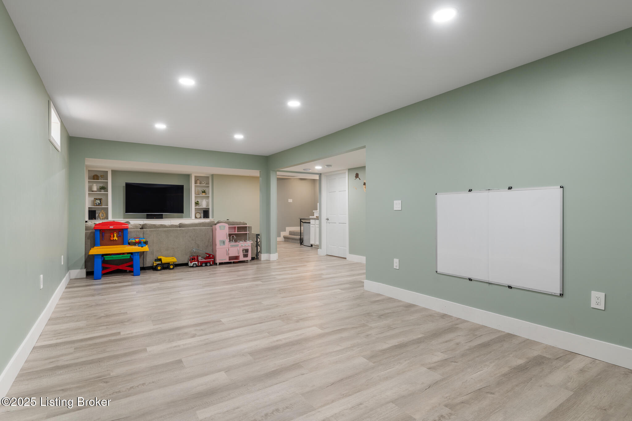 4211 Boones Grove Way