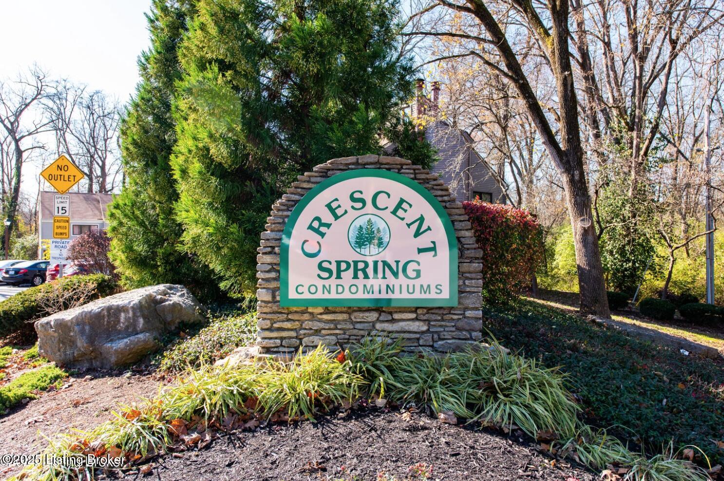 307 Crescent Spring Dr