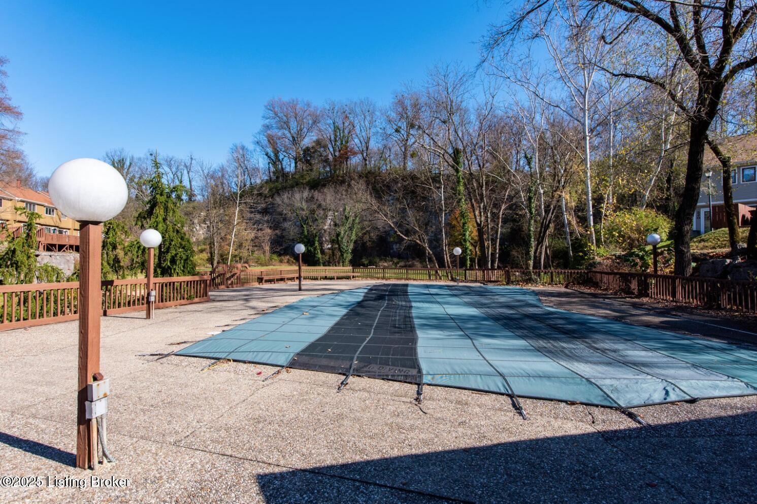 307 Crescent Spring Dr